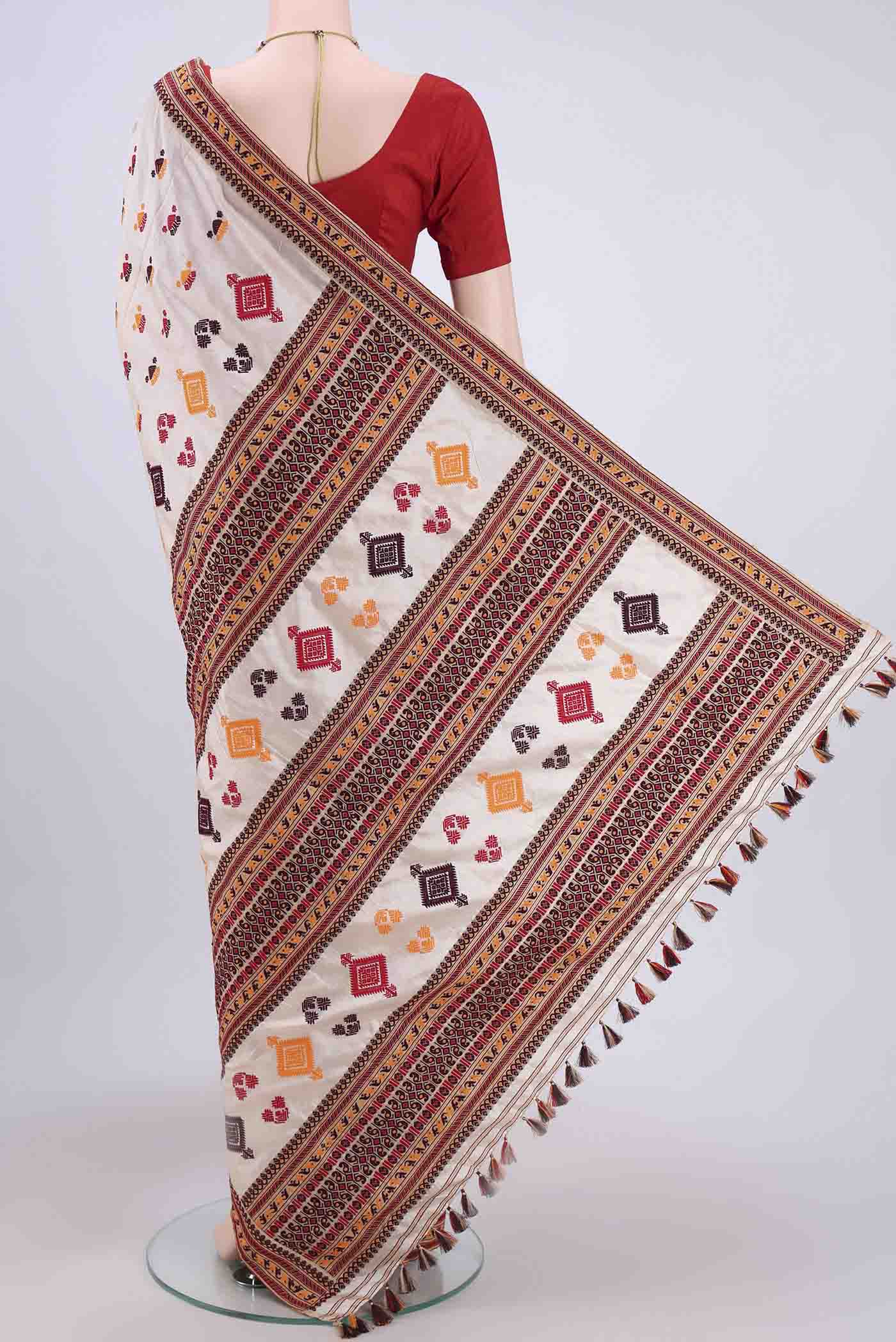 Beige Assam Silk Saree - Image 3