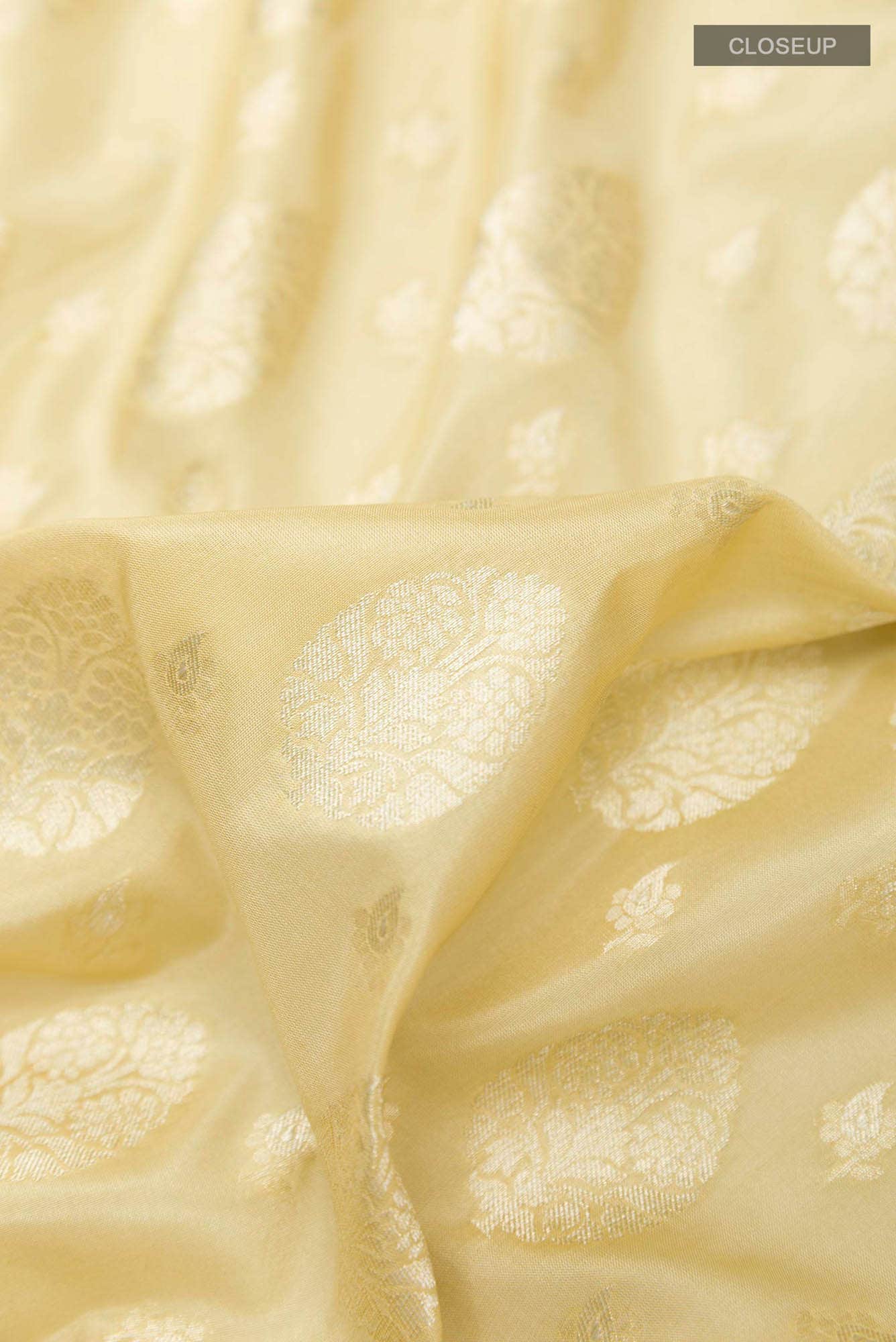 Beige Blended Banarasi Silk Saree - Image 3