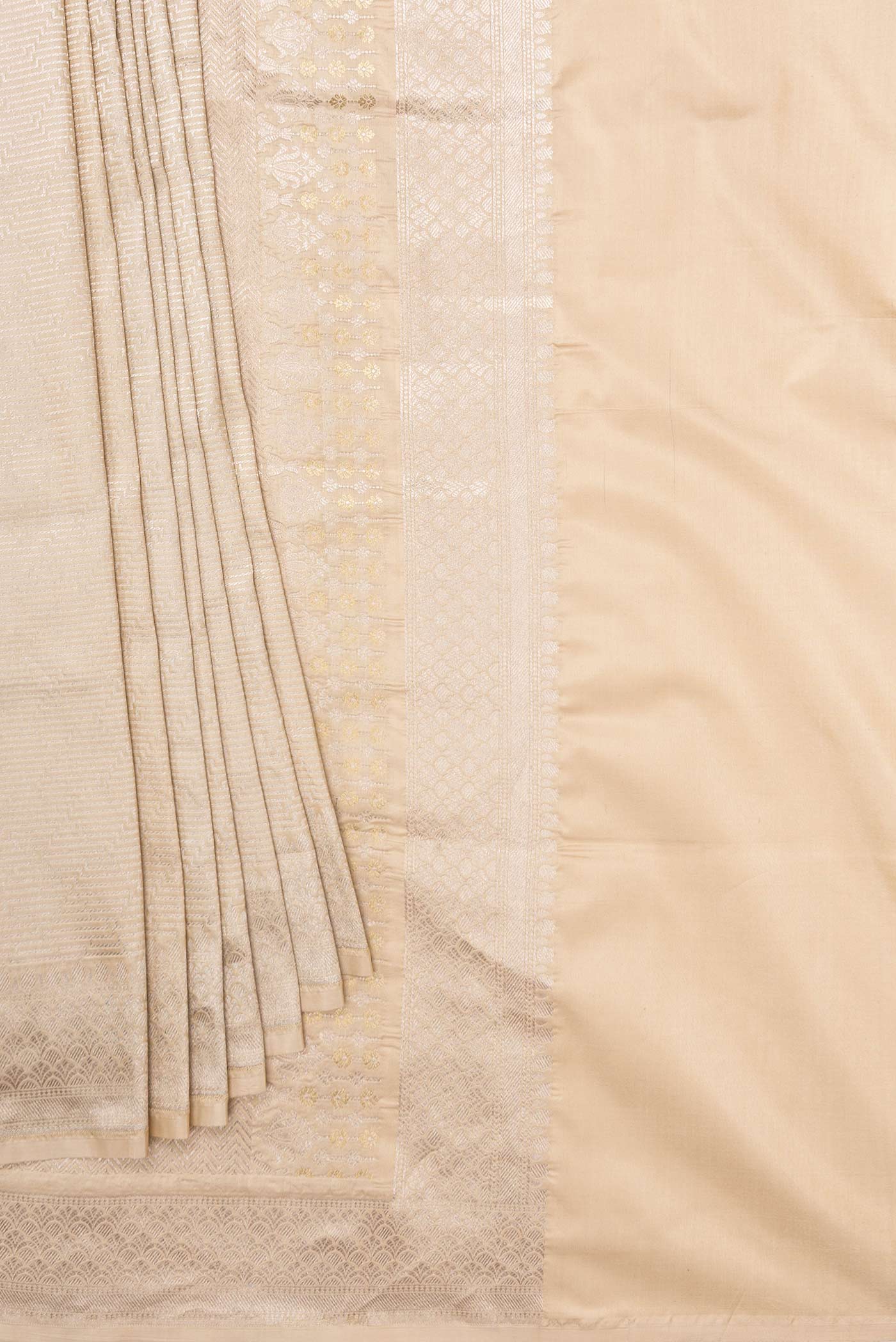 Beige Dual Tone Banarasi Saree - Image 4