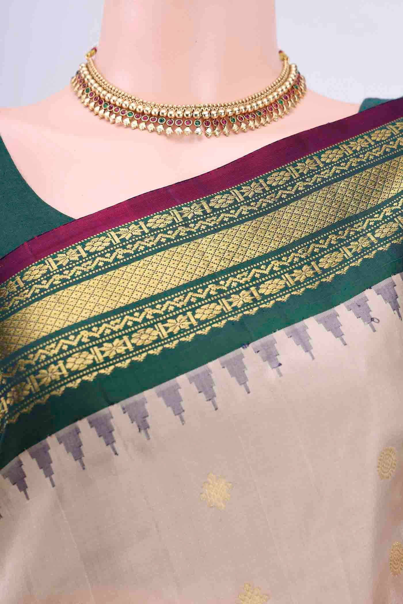 Beige Dual Tone Gadwal Silk Saree - Image 2