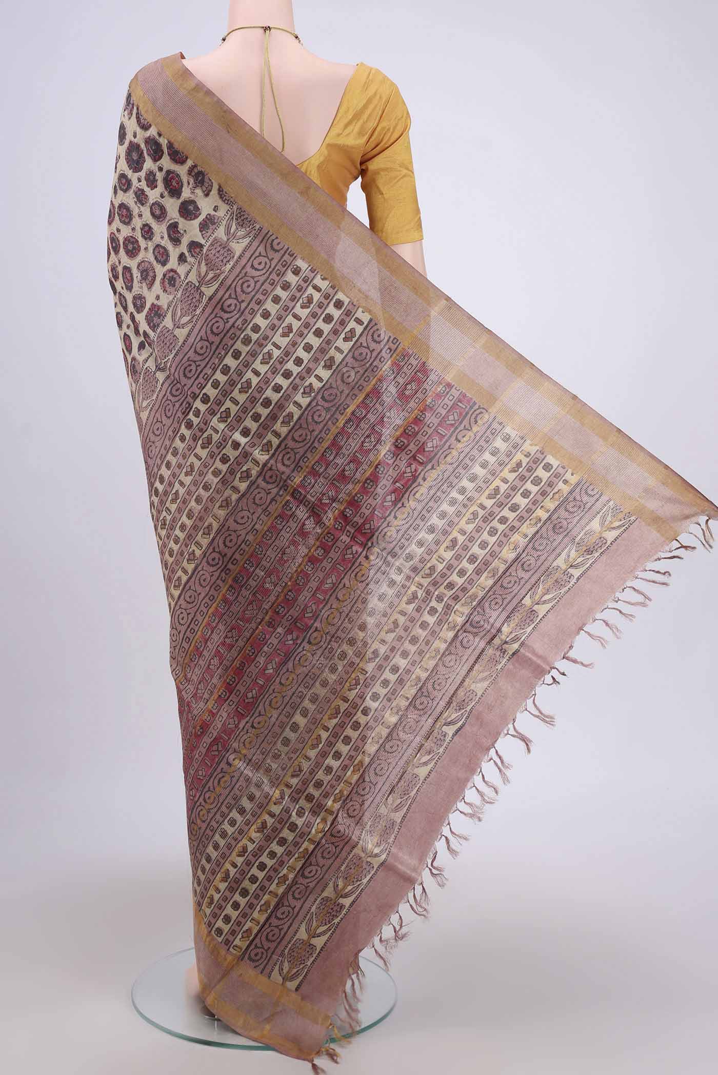 Beige Tussar Silk Saree - Image 3