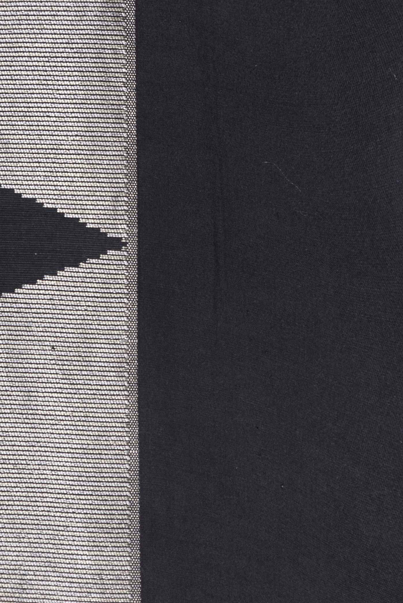 Black Dual Tone Banarasi Silk Saree - Image 3