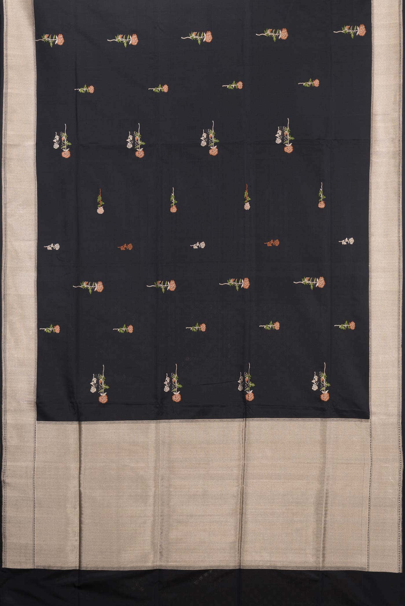 Black Dual Tone Banarasi Silk Saree - Image 4