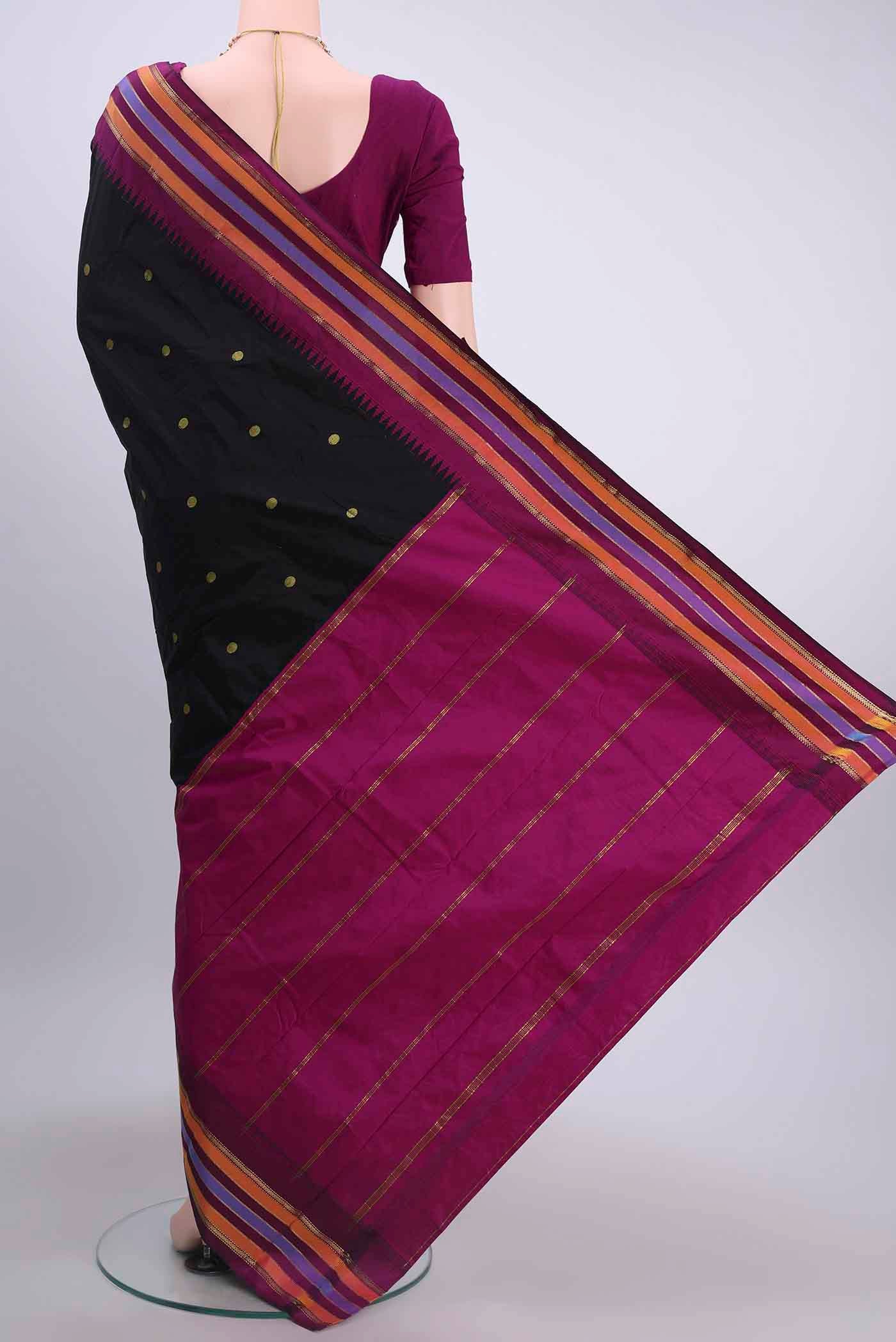 Black Dual Tone Blended Bangalore Silk Saree - Image 3