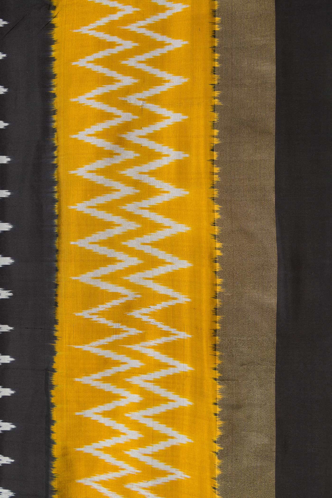 Black Pochampally Silk Saree - Image 3