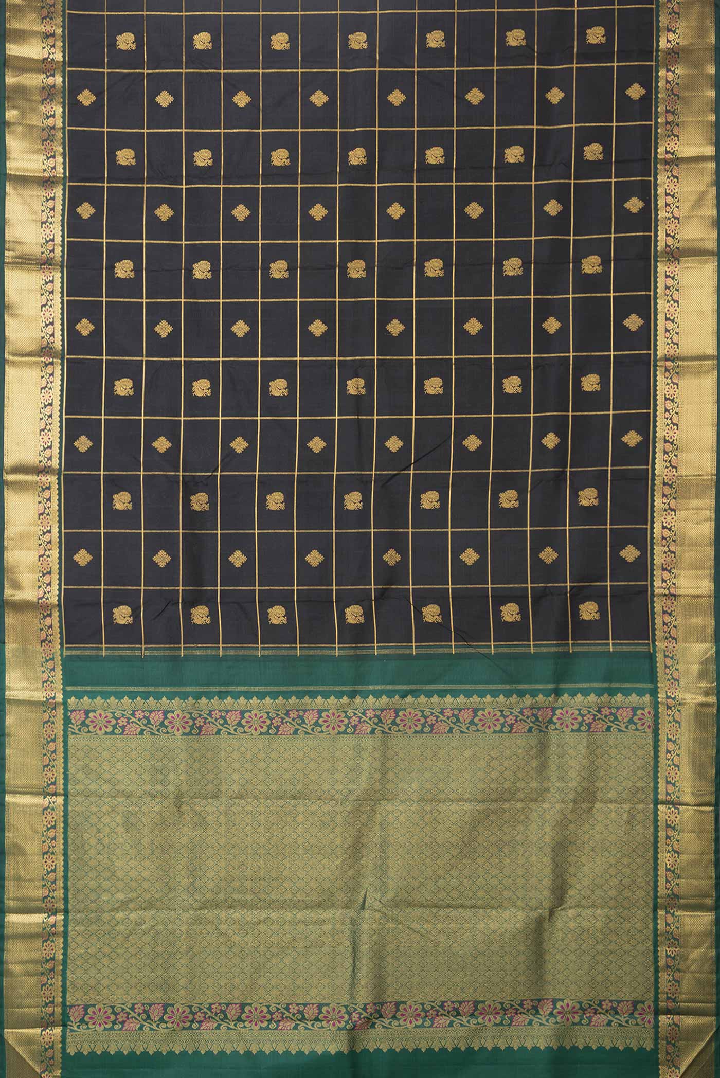 Black Dual Tone Kanjivaram Silk Saree - Image 6