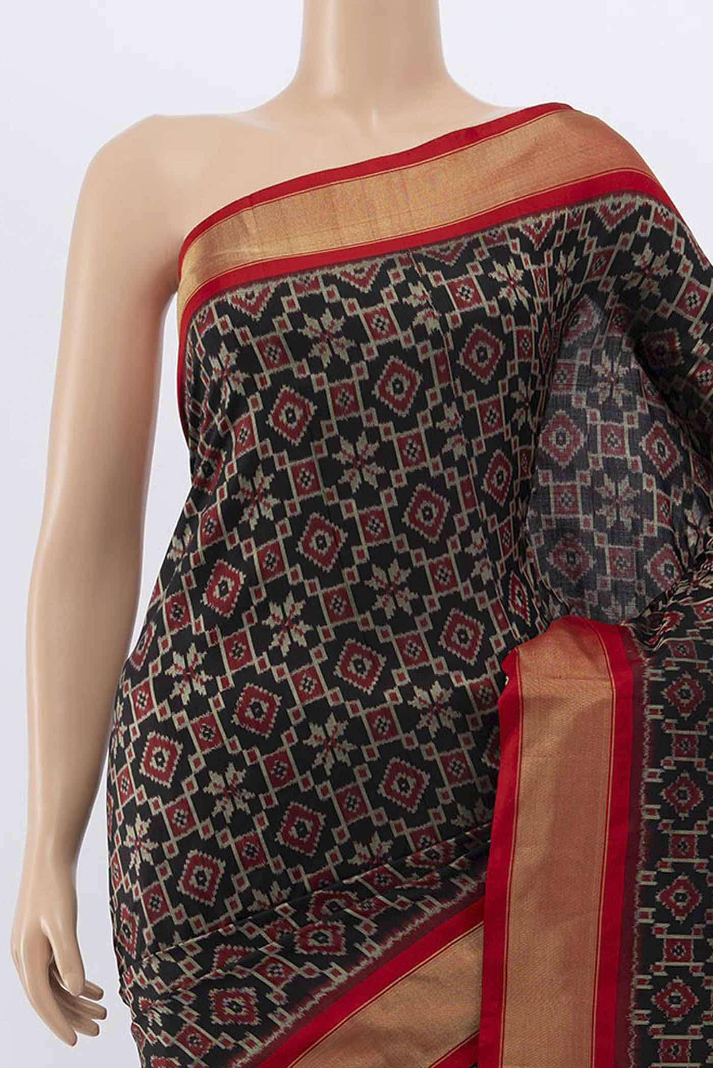 Black Dual Tone Pochampally Silk Saree - Image 2