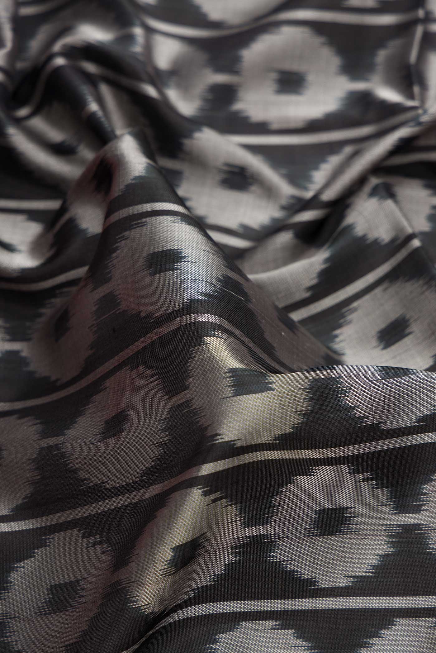 Black Soft Silk Saree - Image 2