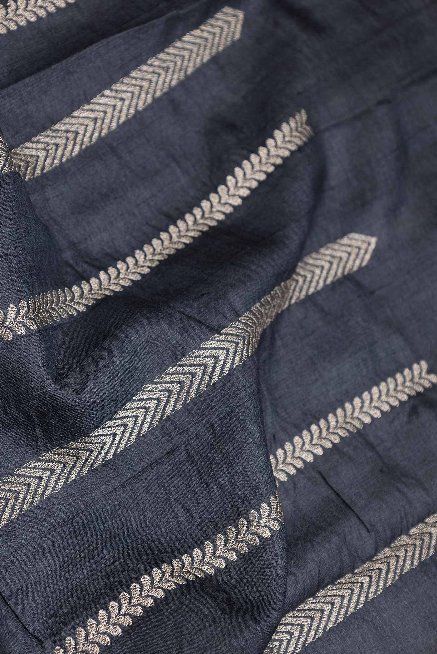Black Dual Tone Tussar Saree - Image 2