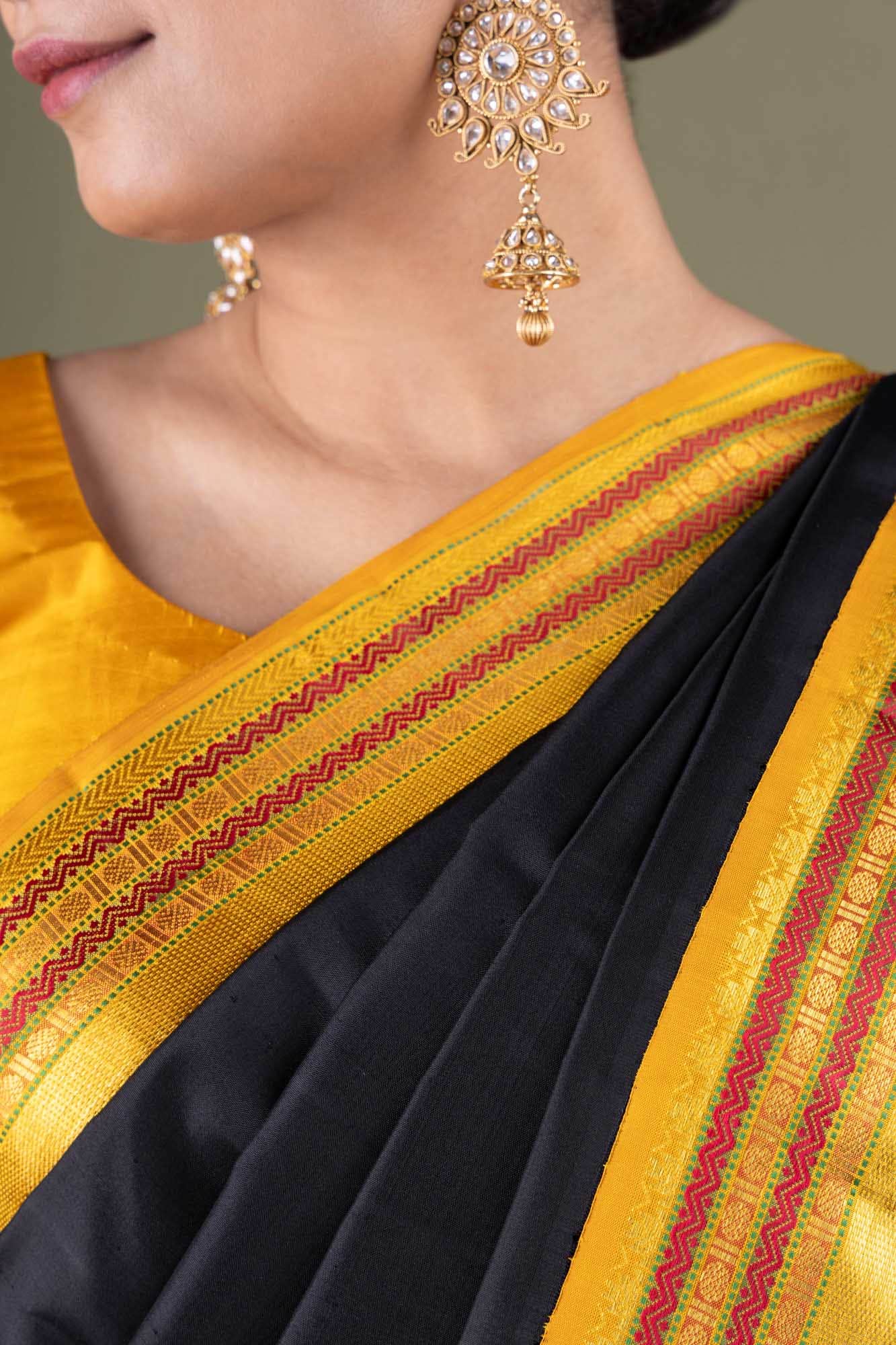 Pure Silk Pure Zari Black Kanjivaram Saree - Image 4
