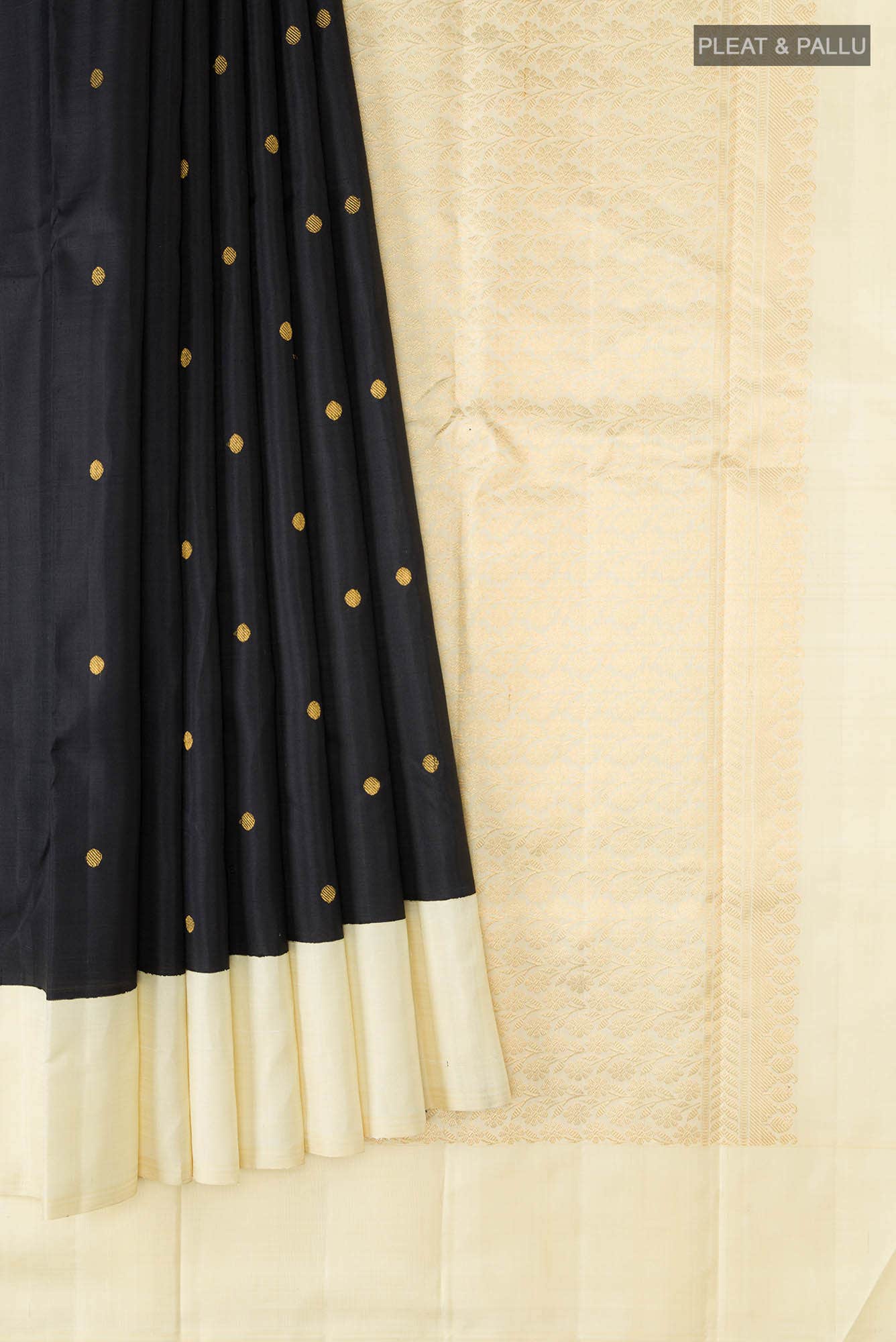 Pure Silk Pure Zari Black Kanchipuram Saree - Image 2