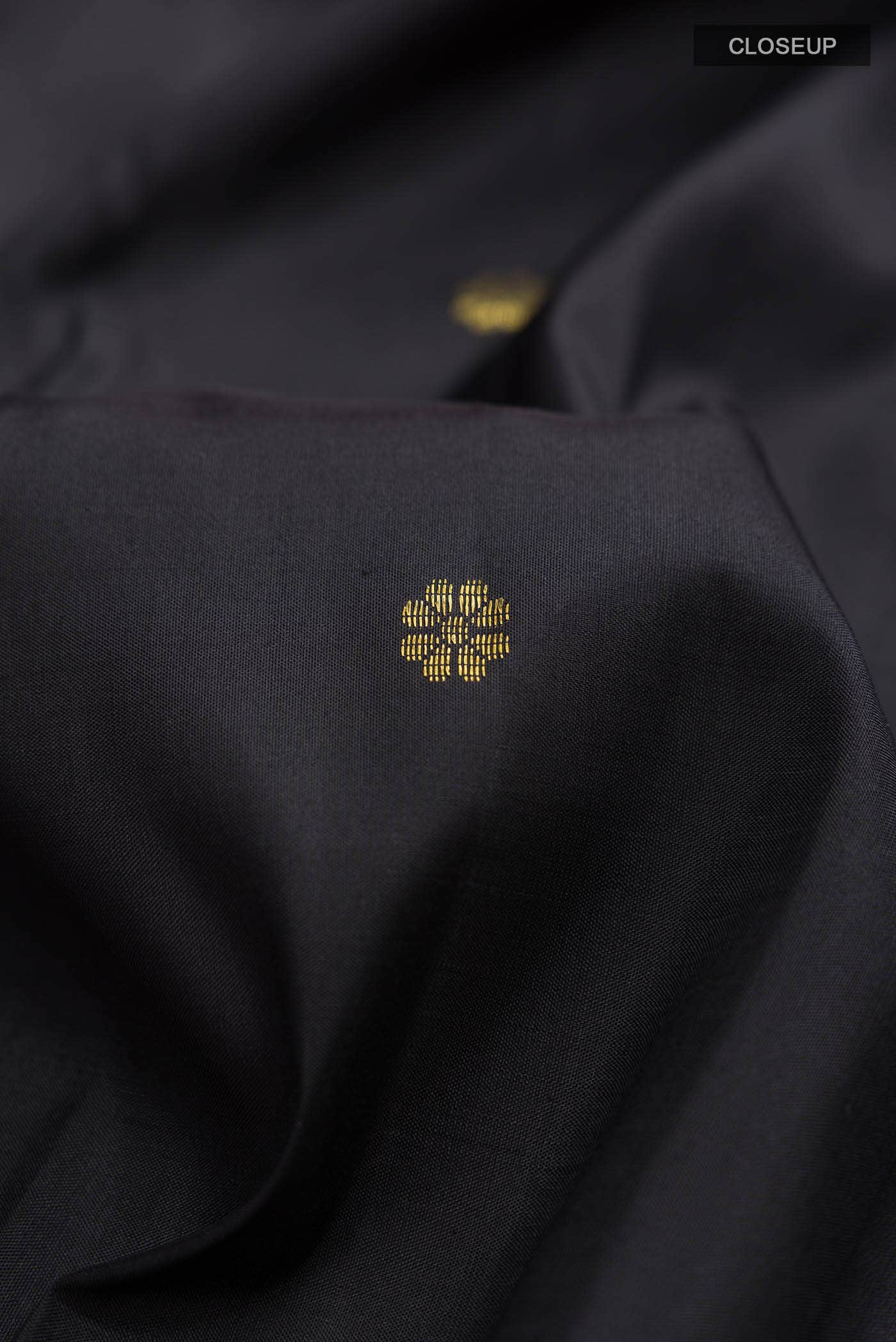 Pure Silk Pure Zari Black Kanjivaram Saree - Image 3