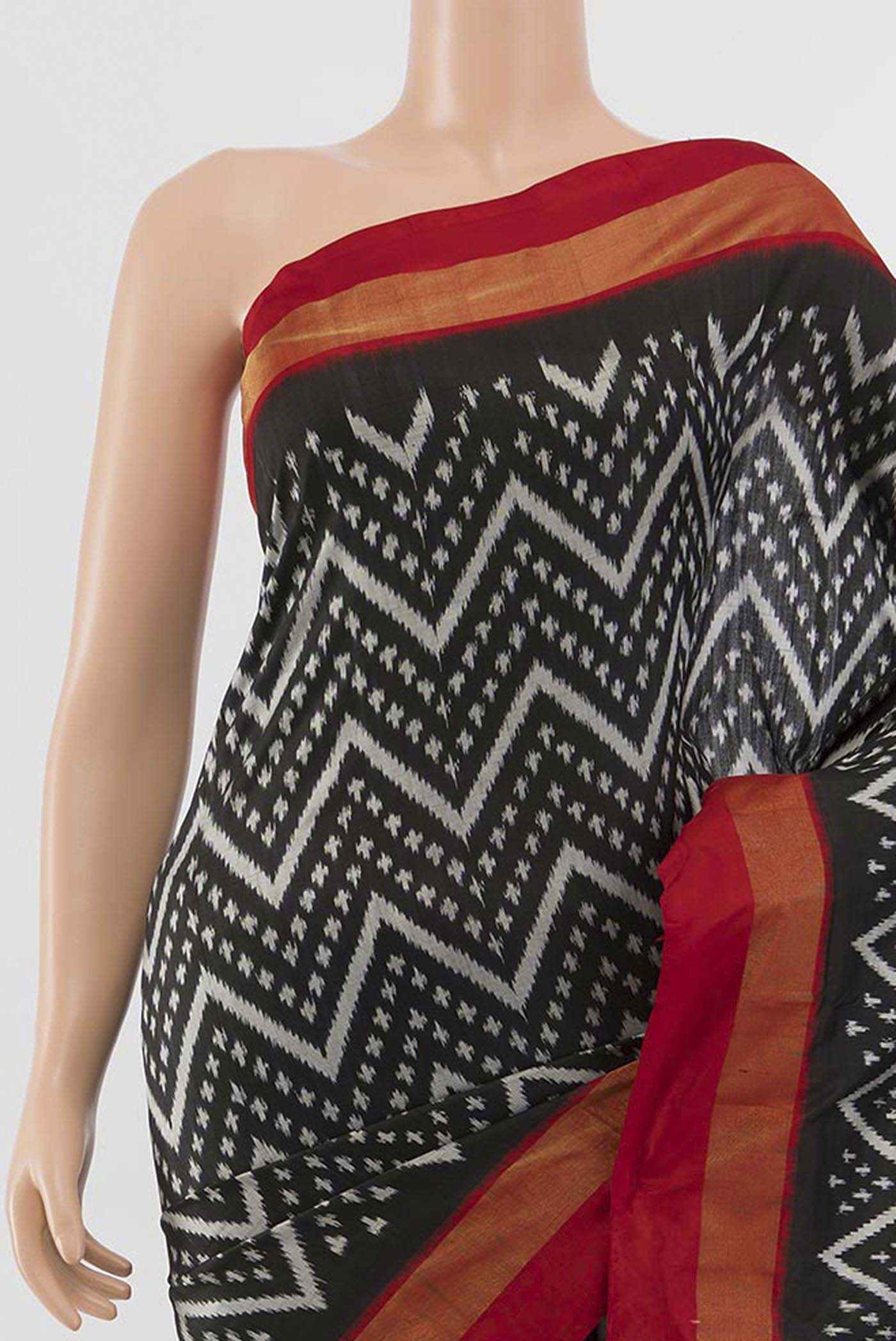 Black Pochampally Silk Saree - Image 2