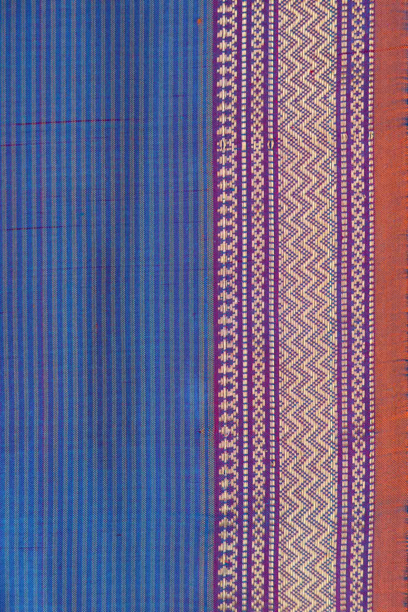 Blue Dual Tone Maheshwari Silk Saree - Image 3