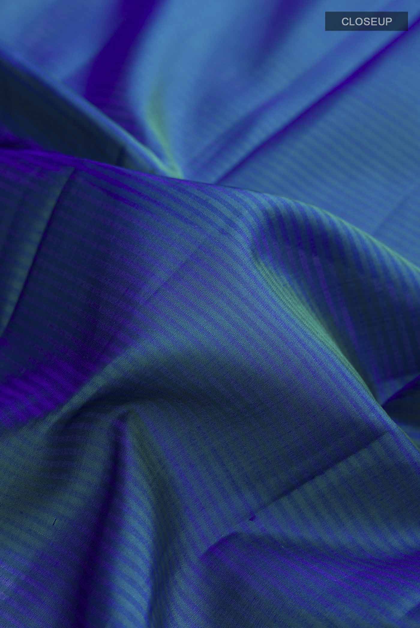 Blue with Green Color Kanchipuram Silk Saree - Image 2
