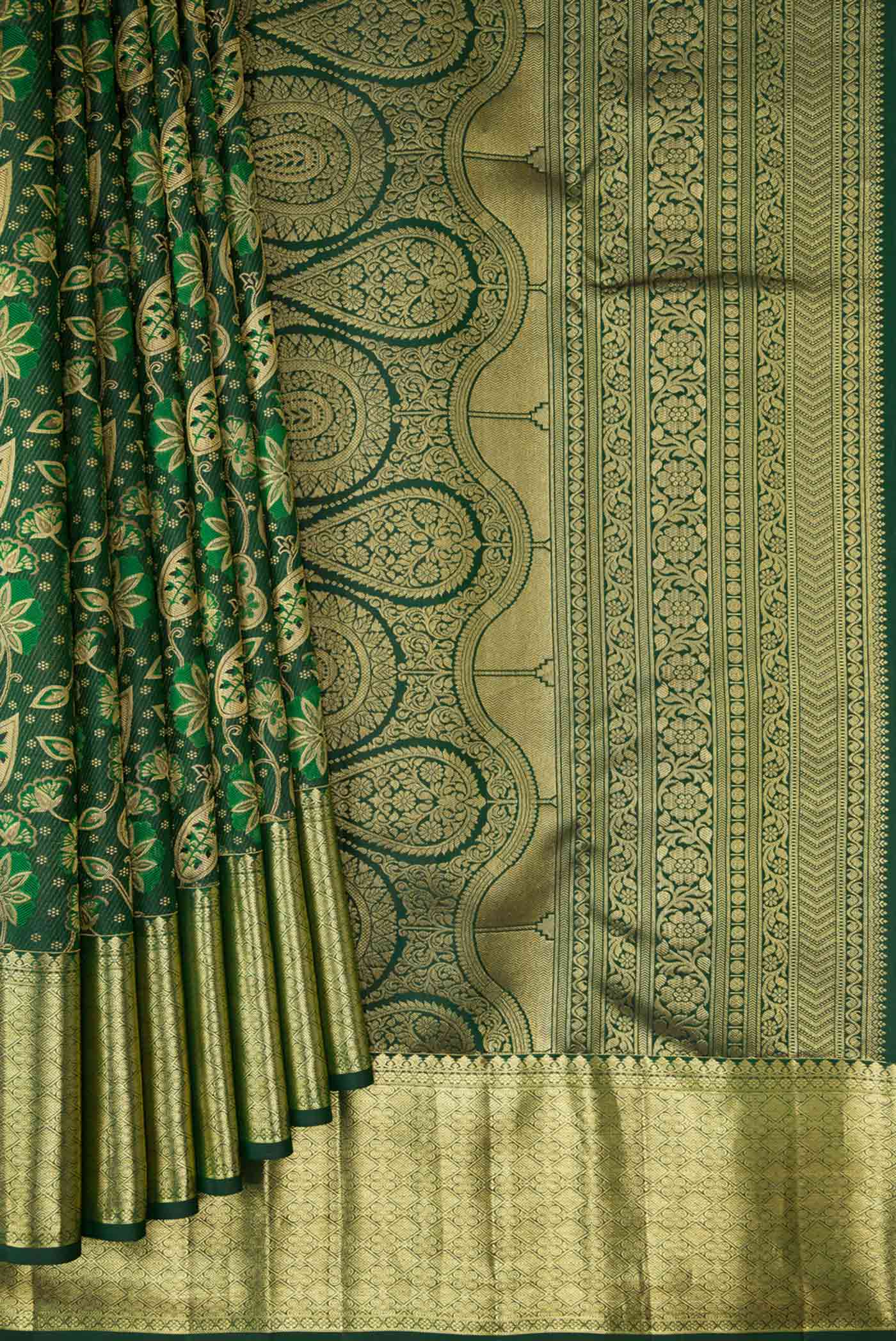 Bottle Green Kanchipuram Silk Saree - Image 4