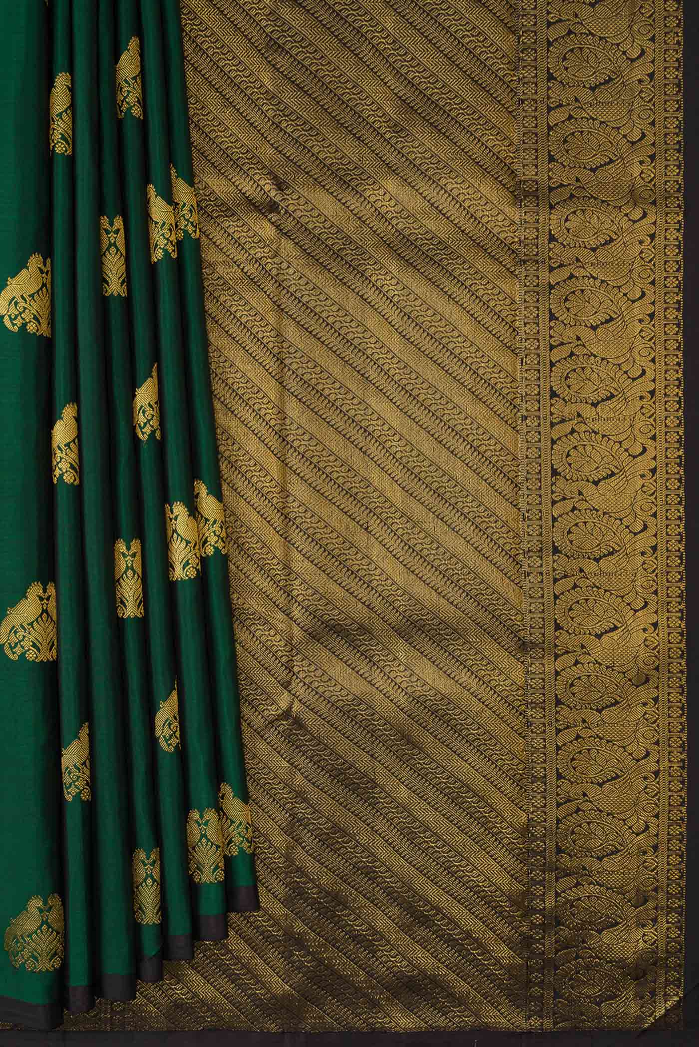 Bottle Green Kanchipuram Silk Saree - Image 4