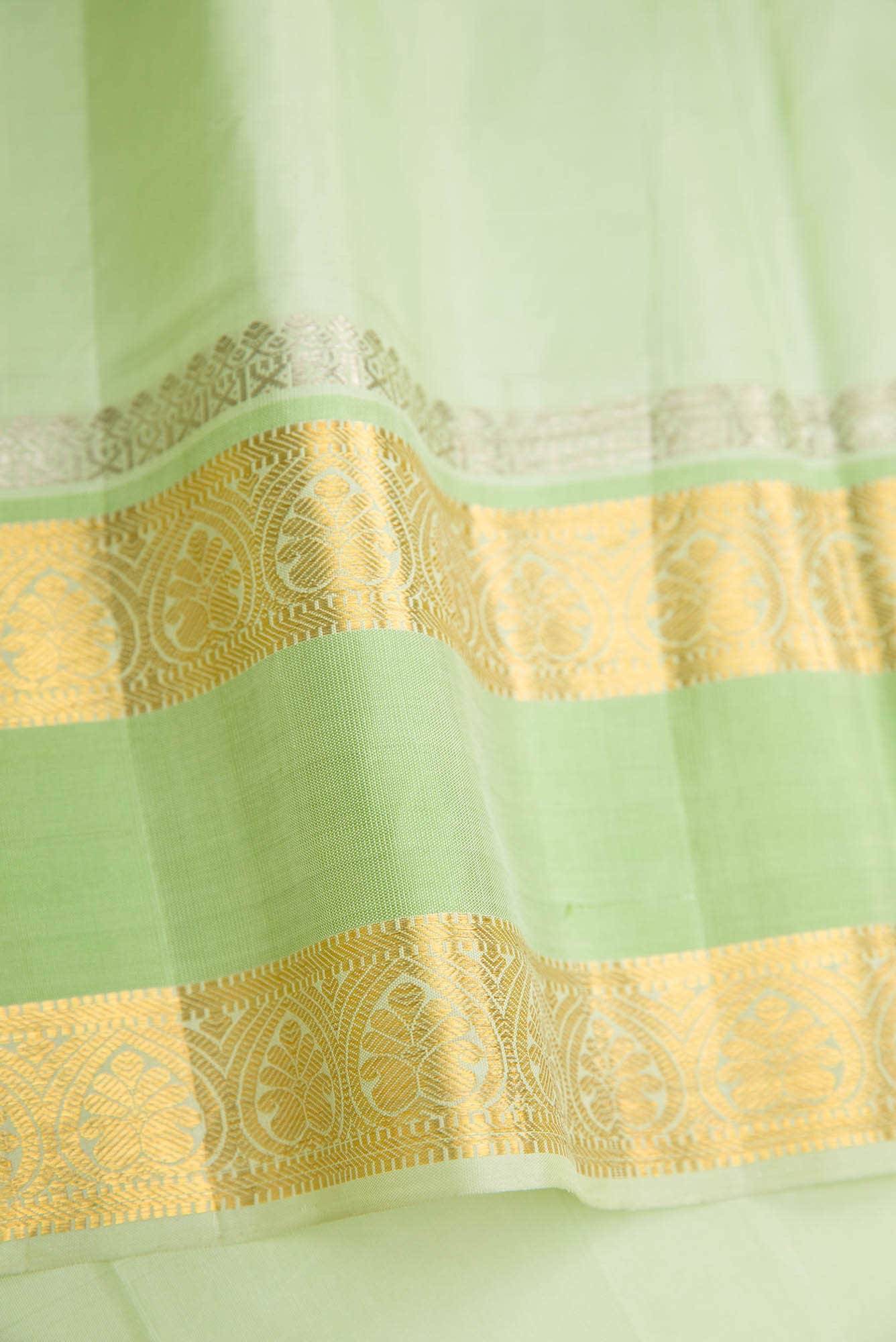 Bottle Green Dual Tone Kanchipuram Silk Saree - Image 7