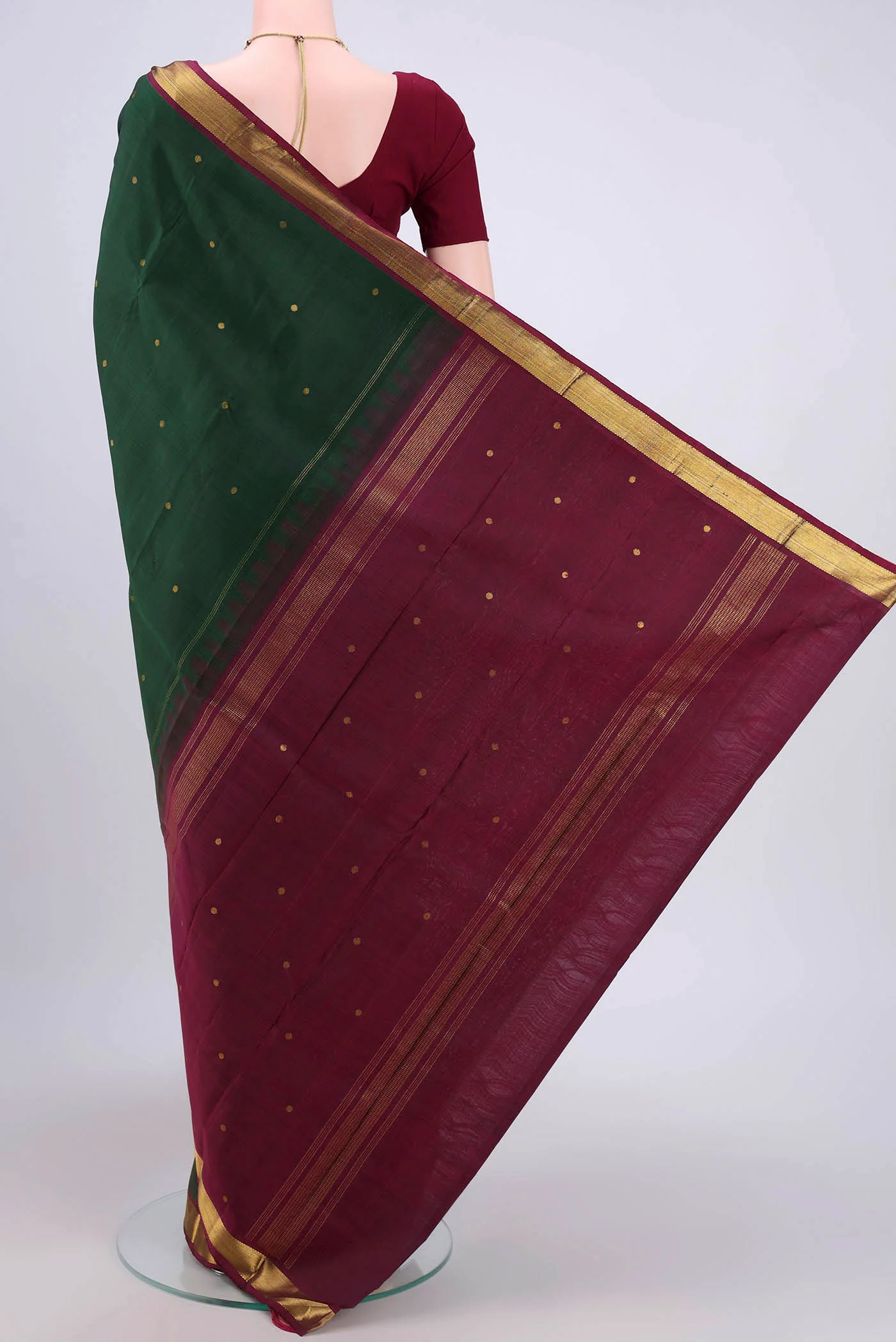 Bottle Green Kanjivaram Saree - Image 3