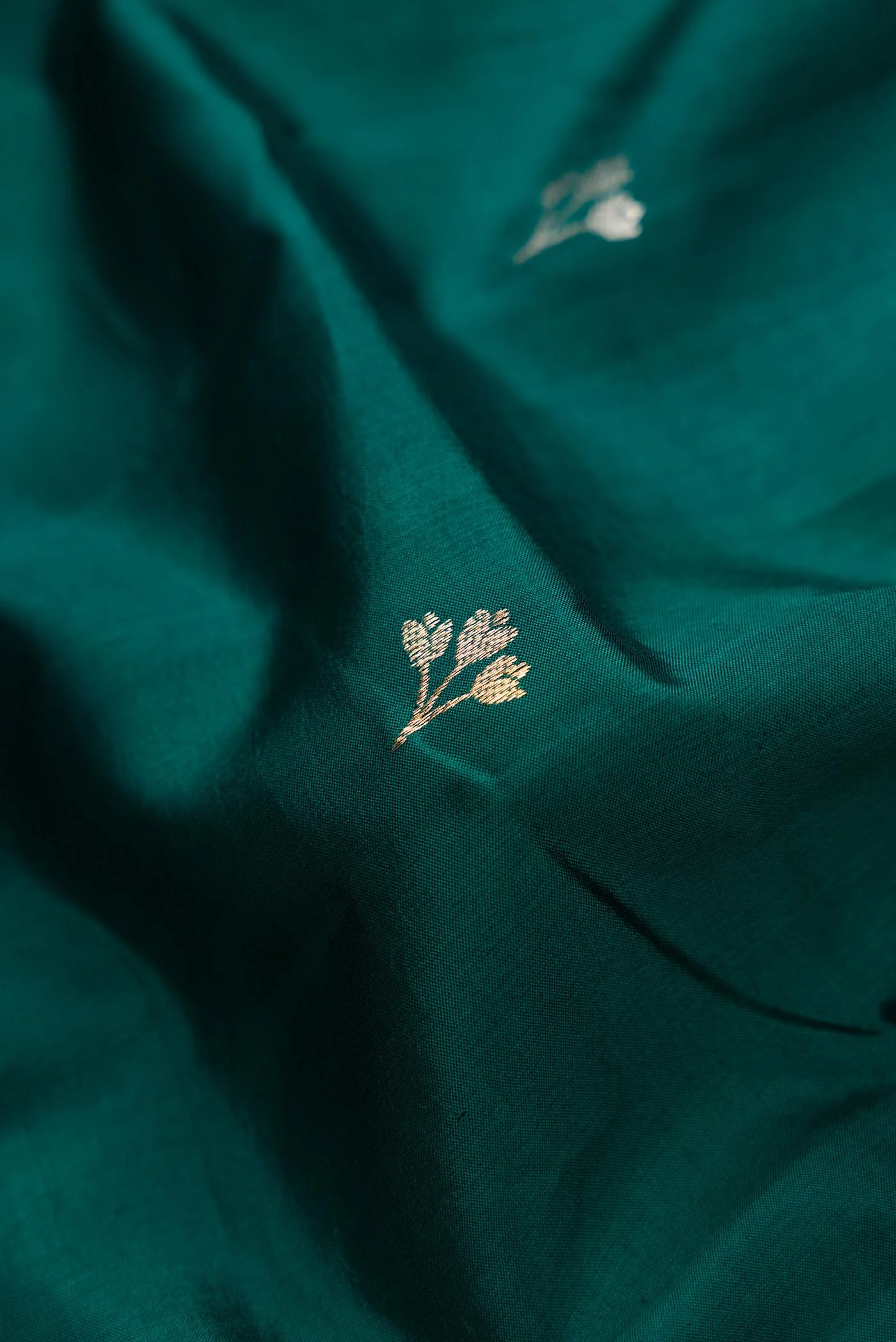 Bottle Green Banarasi Katan Silk Saree - Image 2
