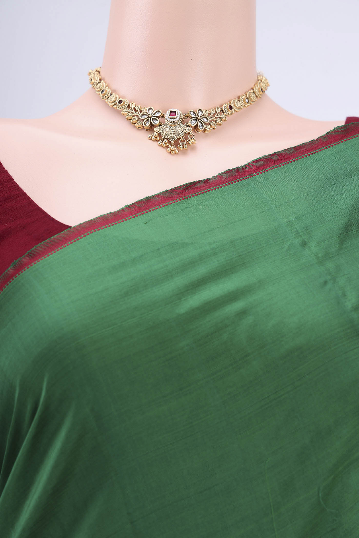 Bottle Green Kanchipuram Silk Saree - Image 2