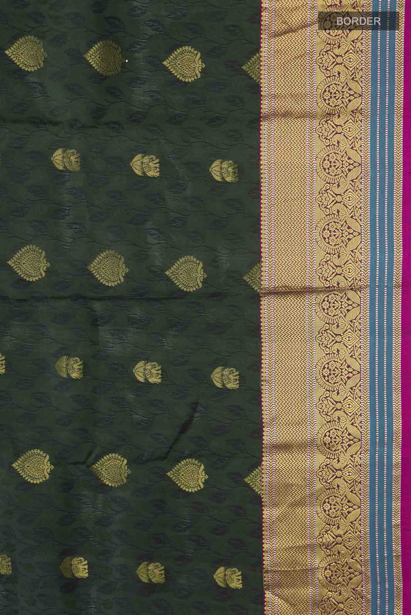 Bottle Green Kanchipuram Silk Saree - Image 3
