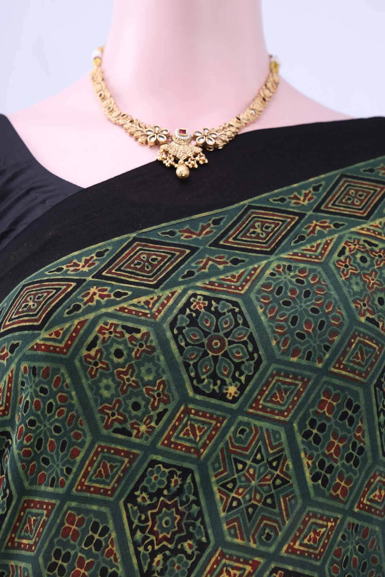 Bottle Green Printed Cotton Saree - Image 3
