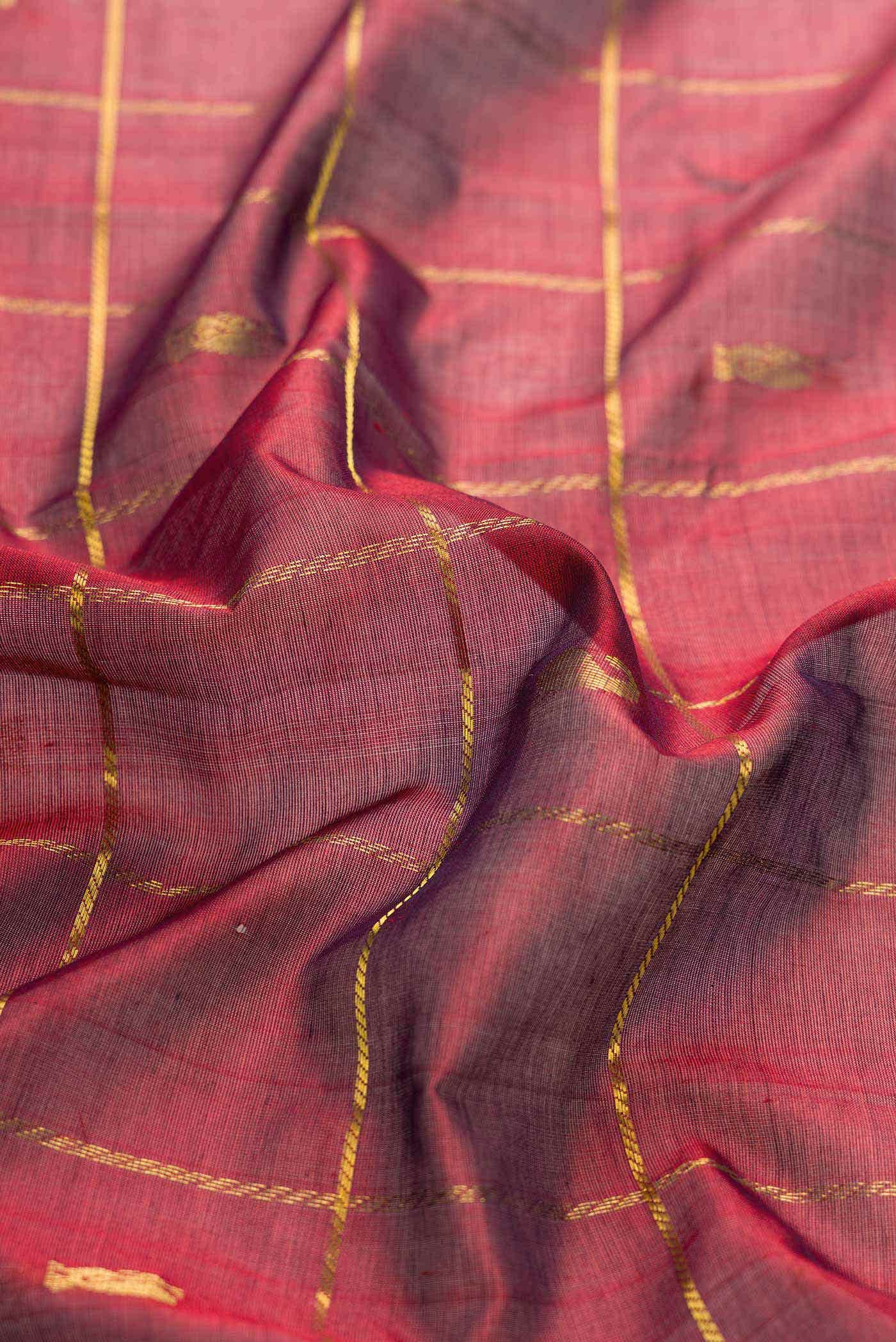 Burgundy Dual Tone Silk Cotton Saree - Image 2