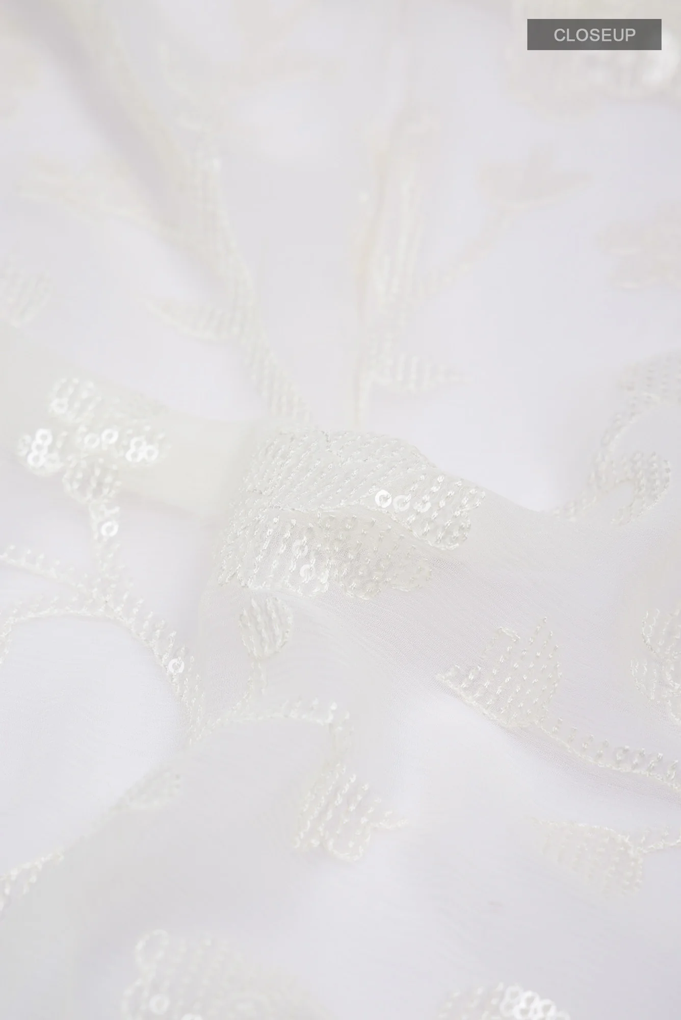Cream Blended Chiffon Saree - Image 2