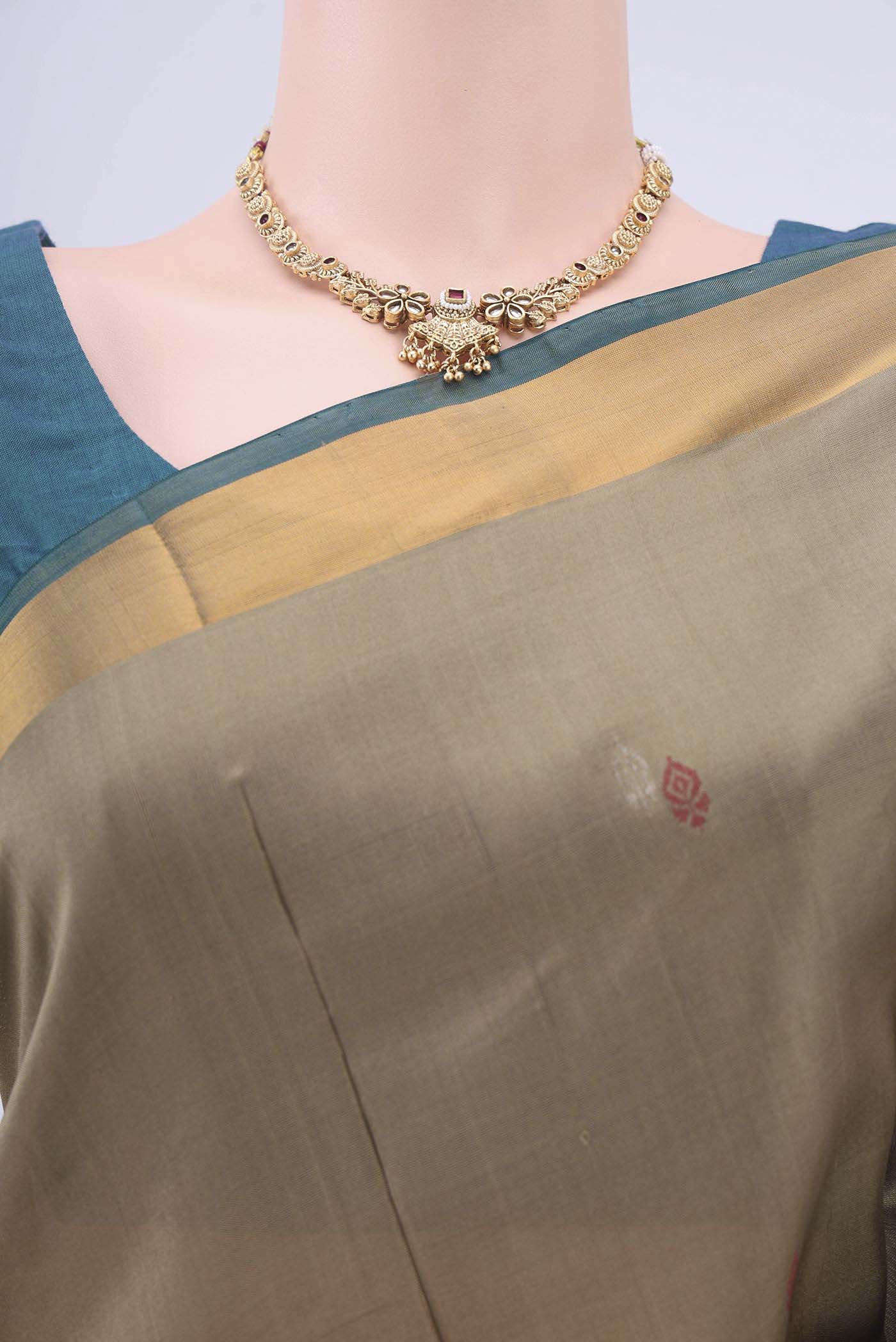 Dark Beige Uppada Silk Saree - Image 2