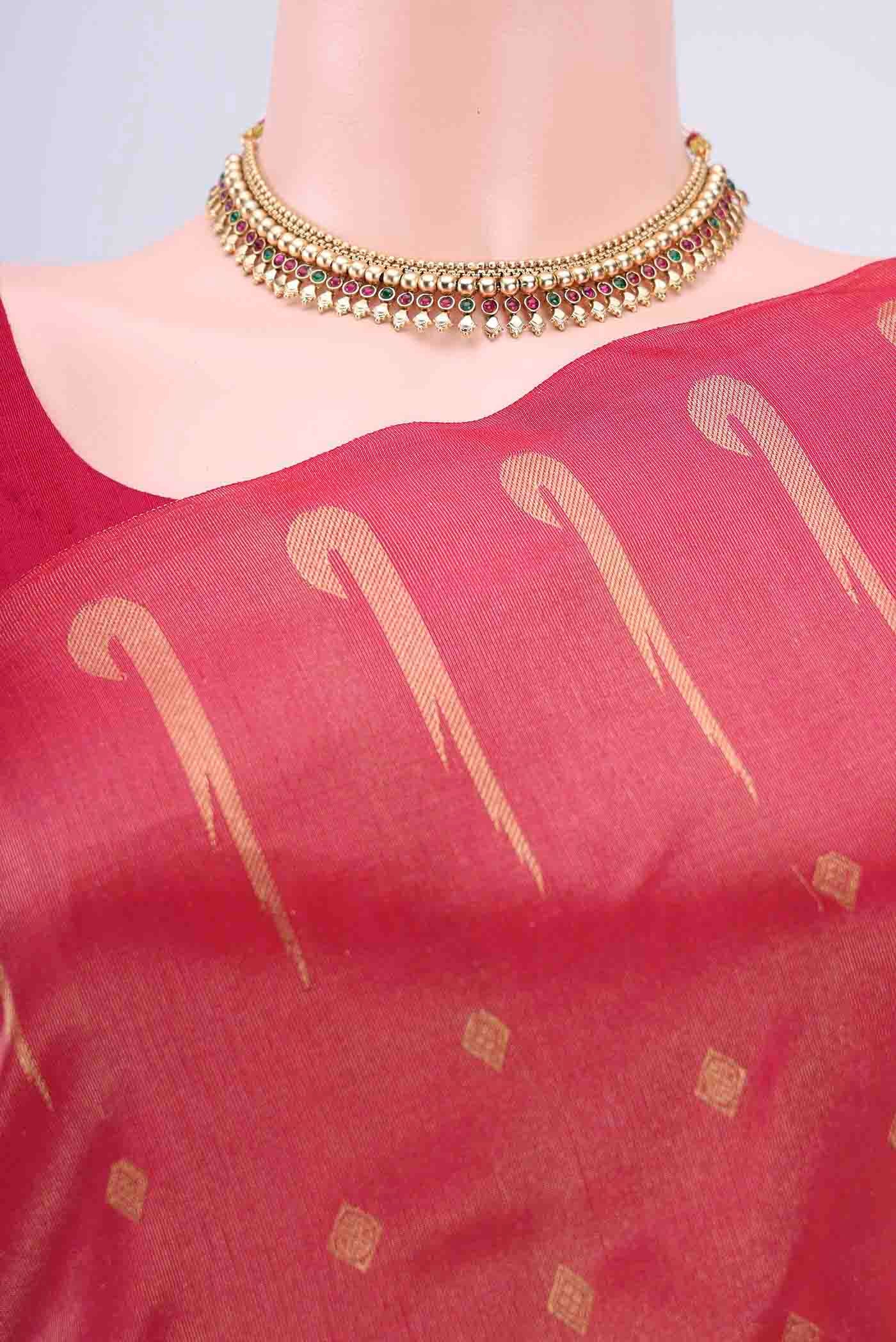 Dark Pink Gadwal Silk Saree - Image 2