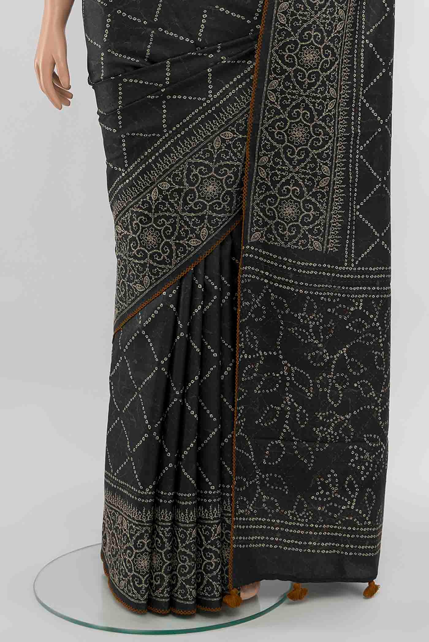Davys Grey Tussar Silk Saree - Image 3