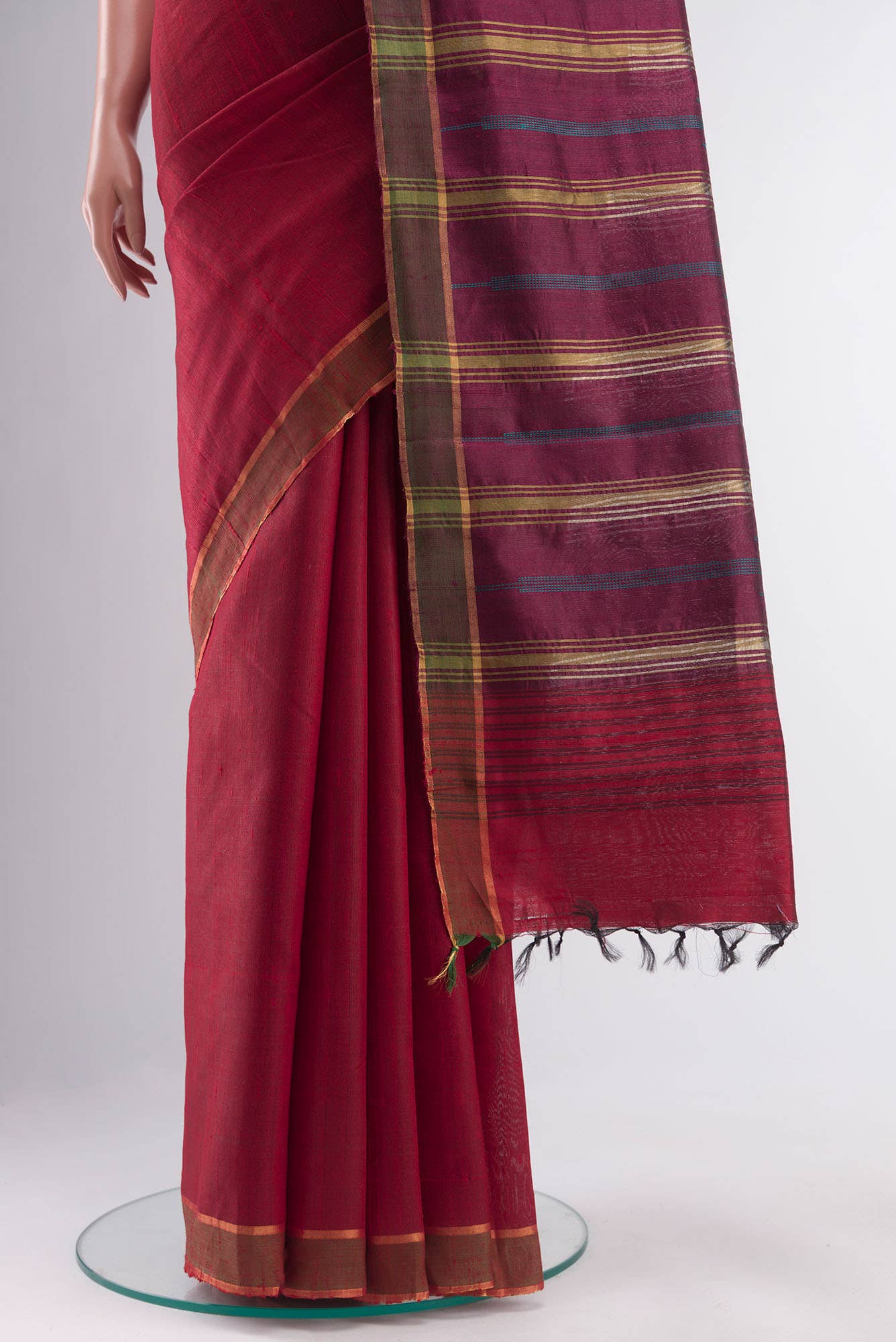 Emerald Ember-Red Bhagalpuri Tussar Silk Saree - Image 9