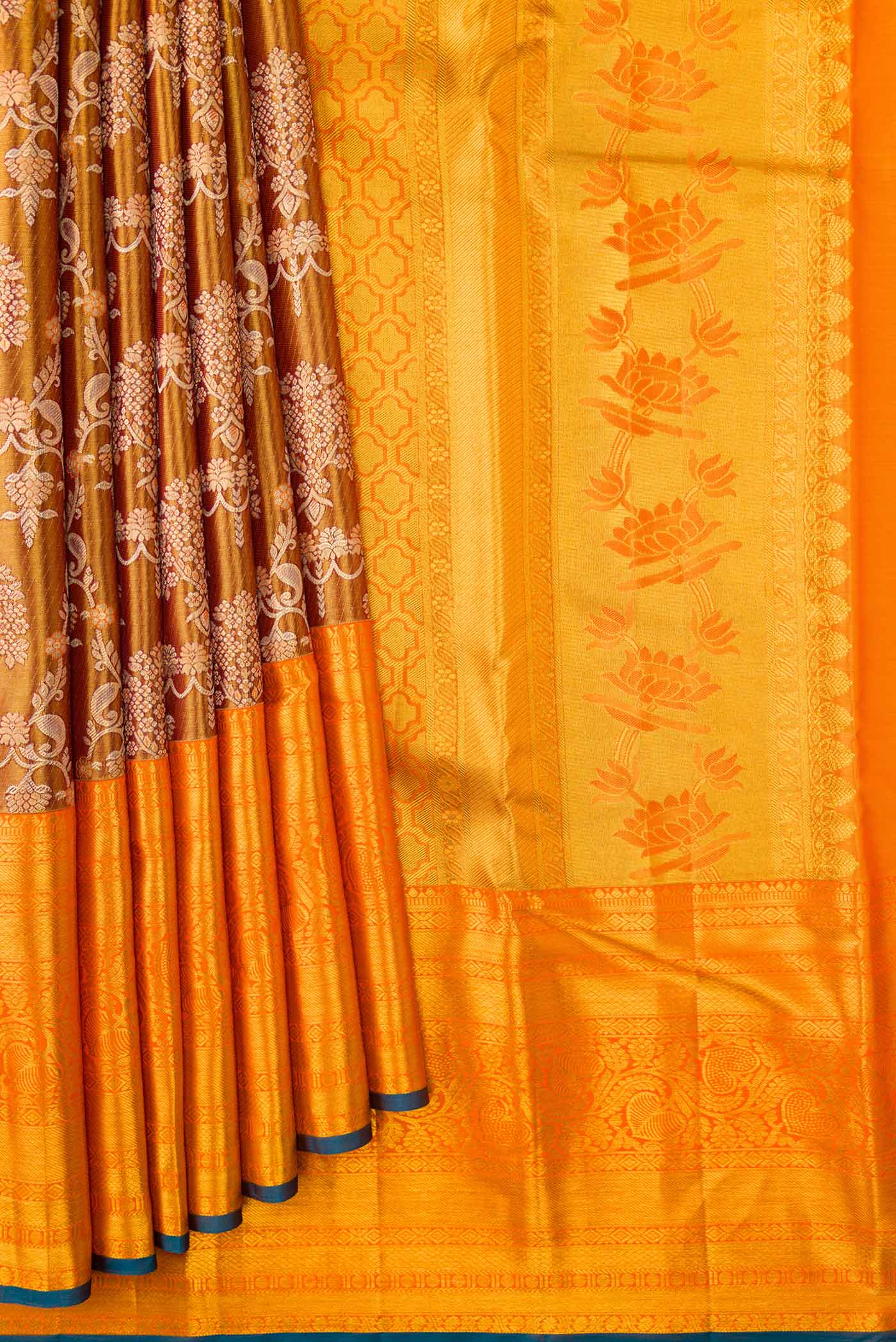 Gold Dual Tone Kanchipuram Tissue Silk Saree - Image 4