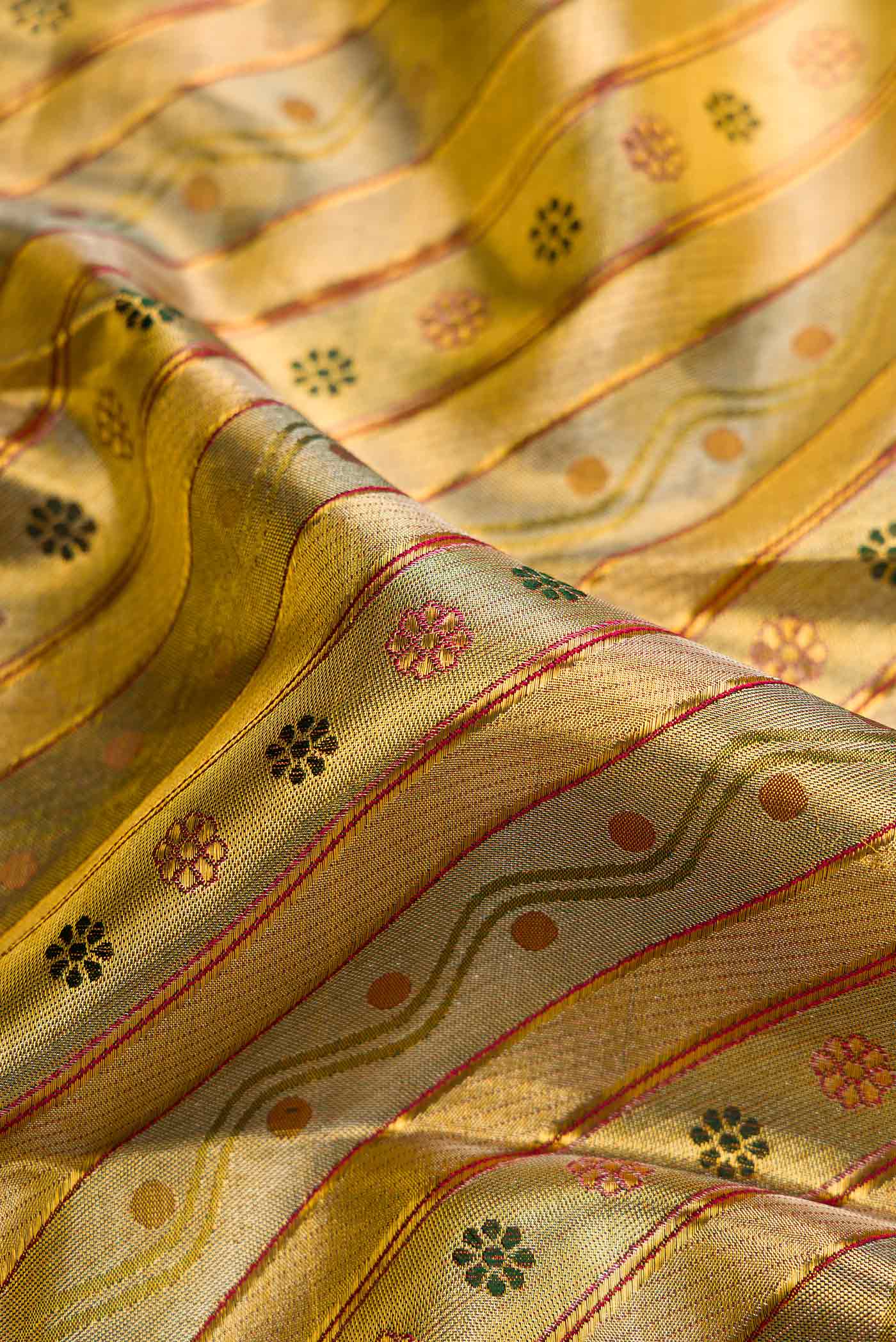 Green with Gold Color Kanchipuram Tissue Silk Saree - Image 2
