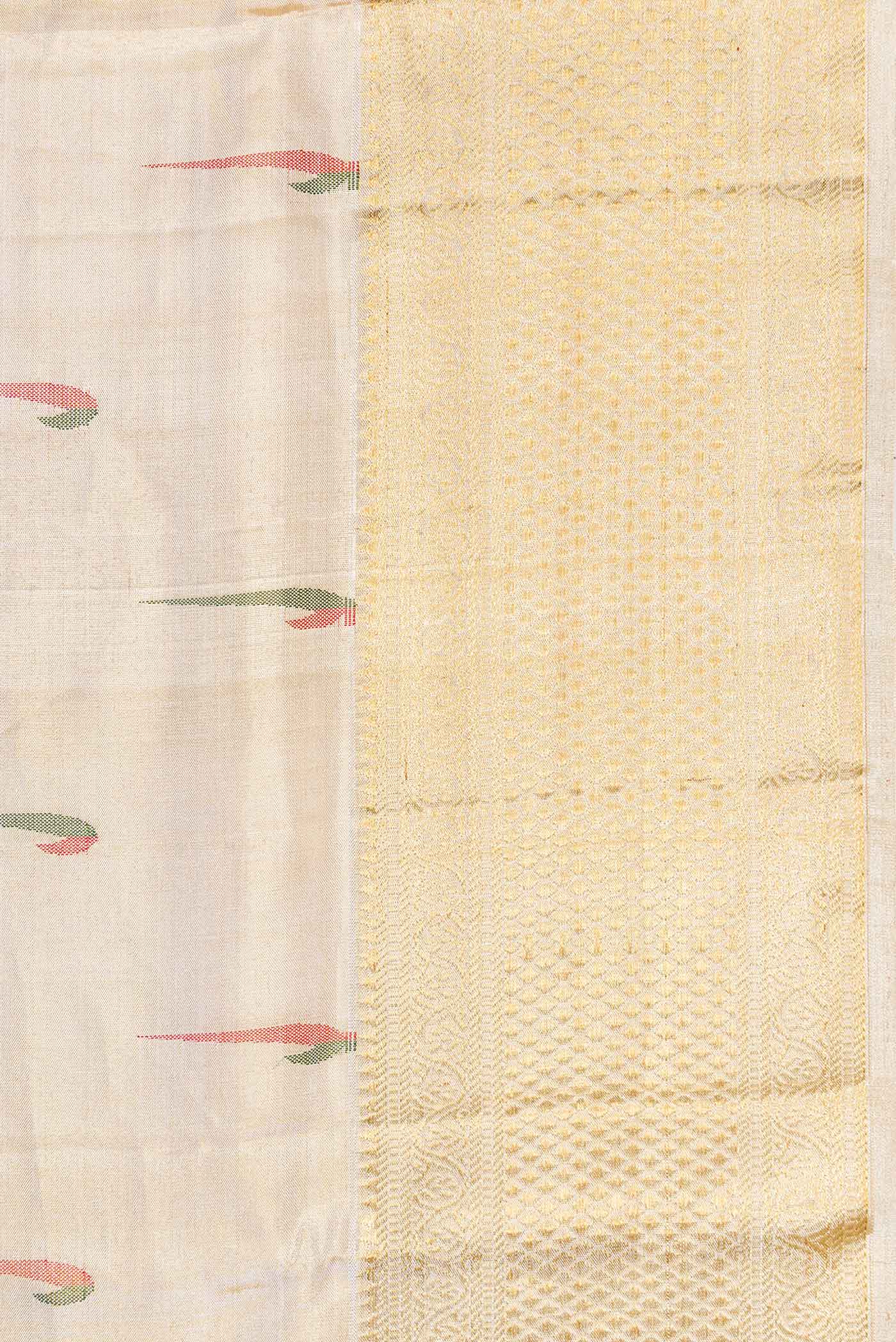 Gold Dual Tone Kanjivaram Tissue Silk Saree - Image 3