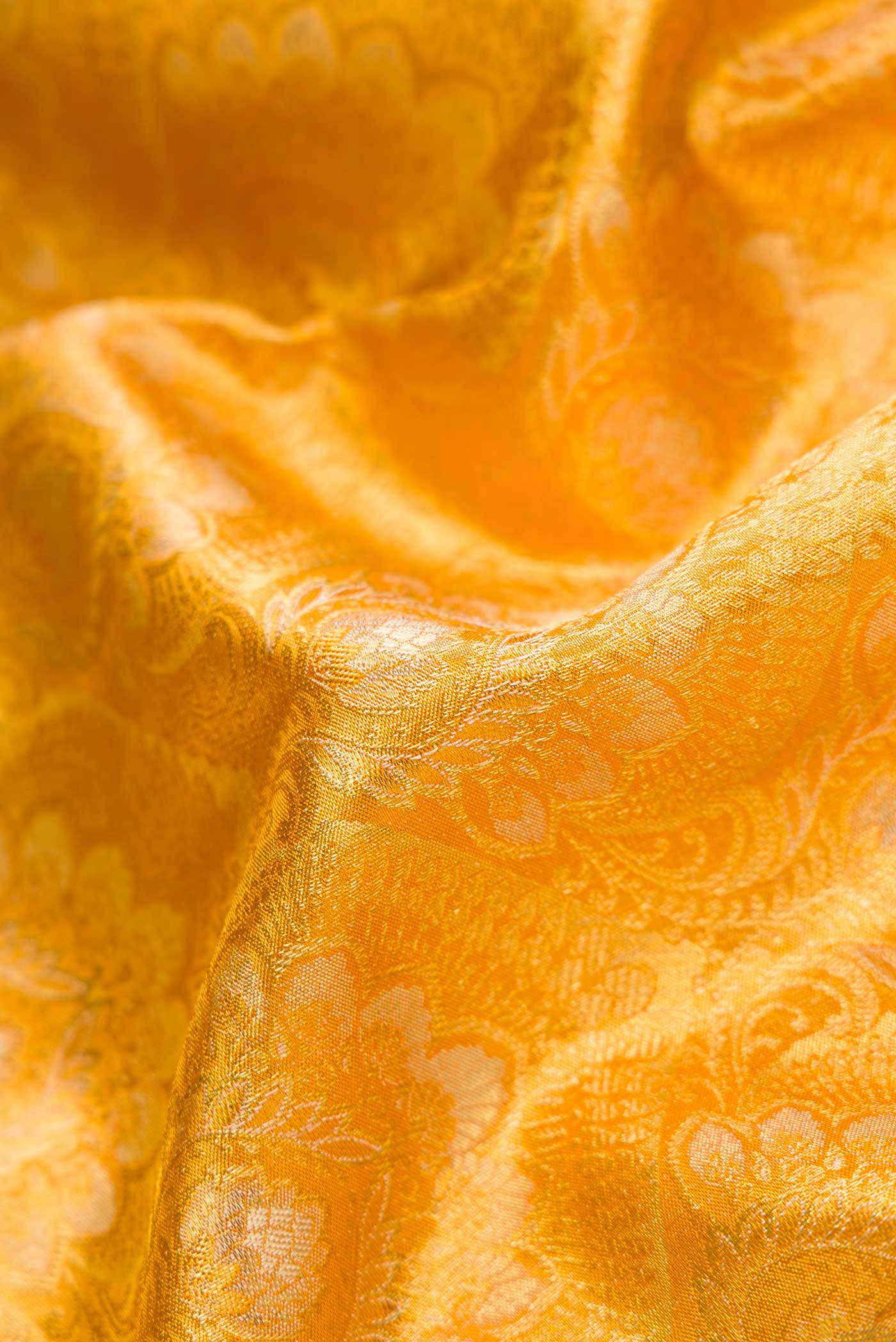 Yellow Dual Tone Kanjivaram Tissue Silk Saree - Image 2