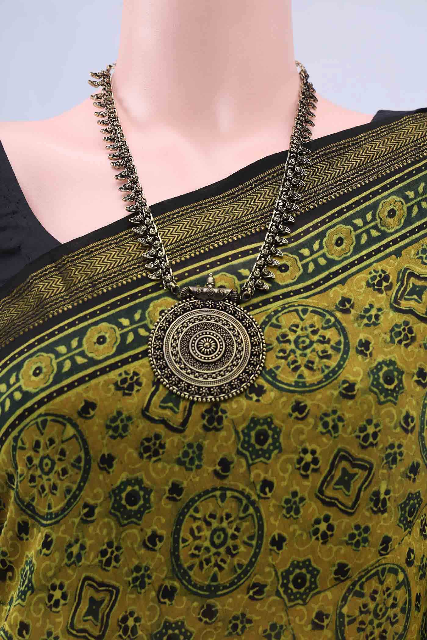 Green Chanderi Silk Cotton Saree - Image 3