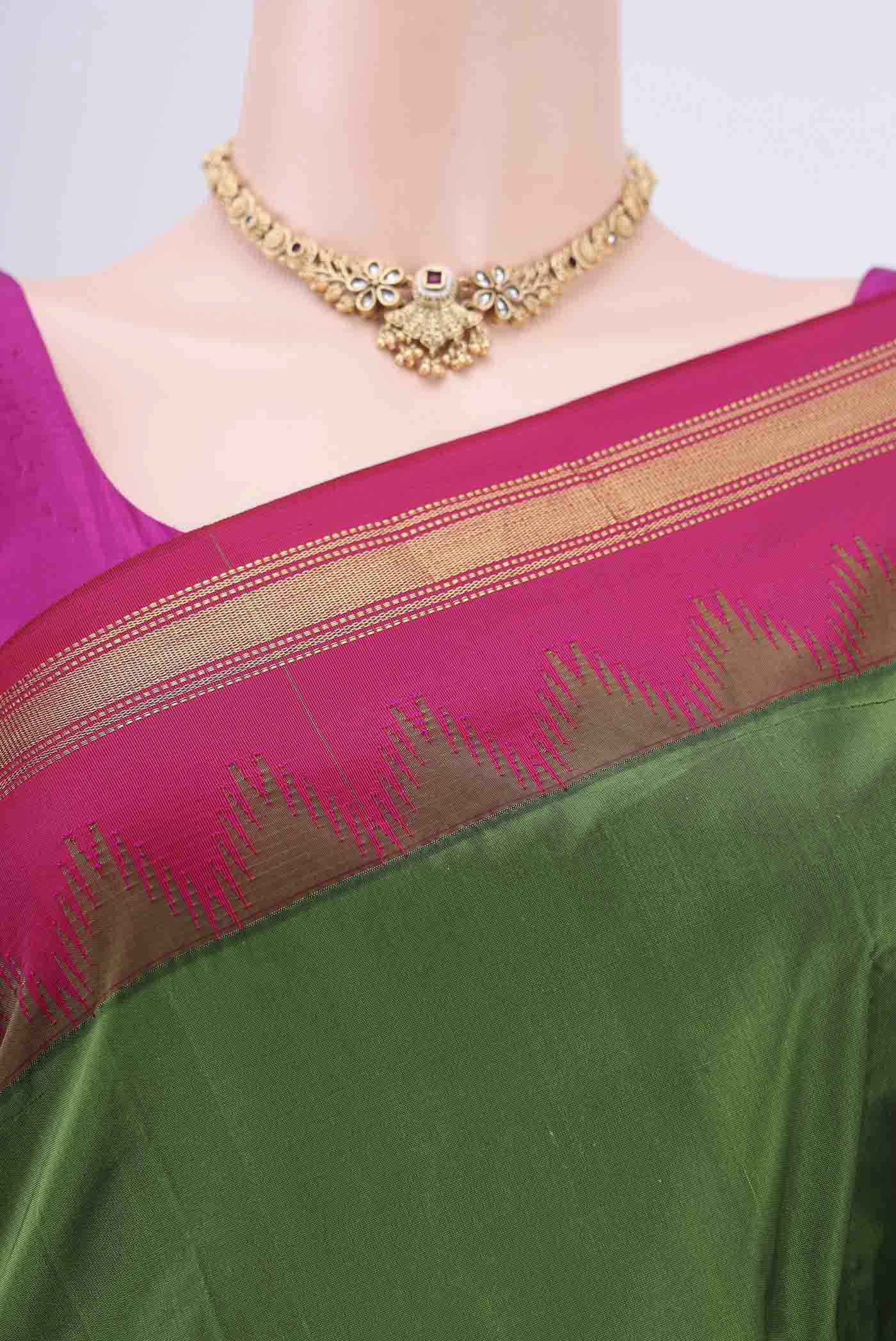 Green Blended Bangalore Silk Saree - Image 2