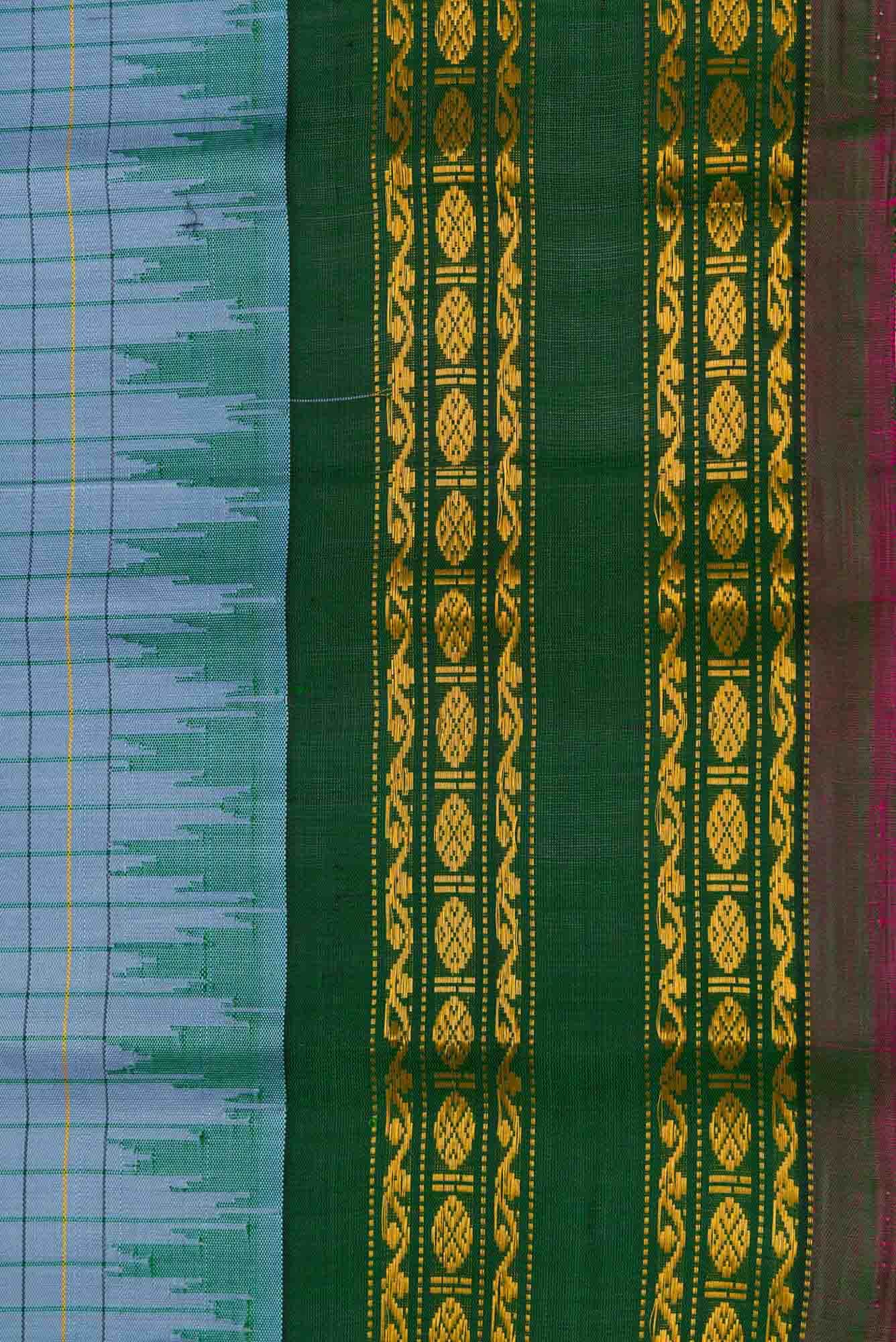Green Dual Tone Gadwal Silk Saree - Image 5