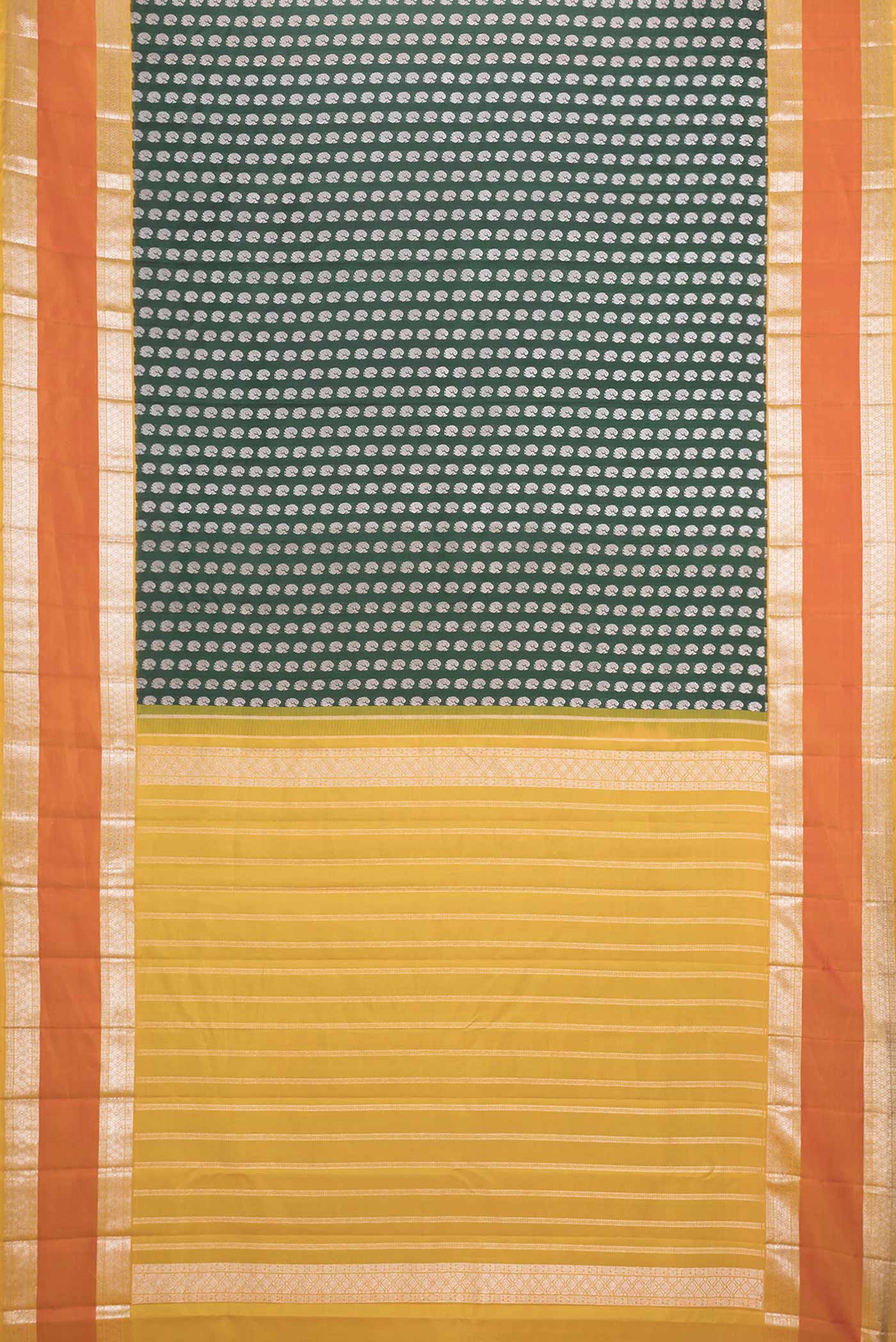 Green Dual Tone Kanjivaram Saree - Image 6