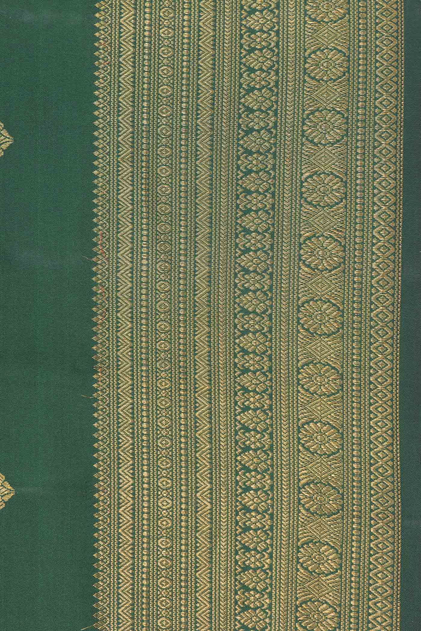 Bottle Green Kanchipuram Saree - Image 3