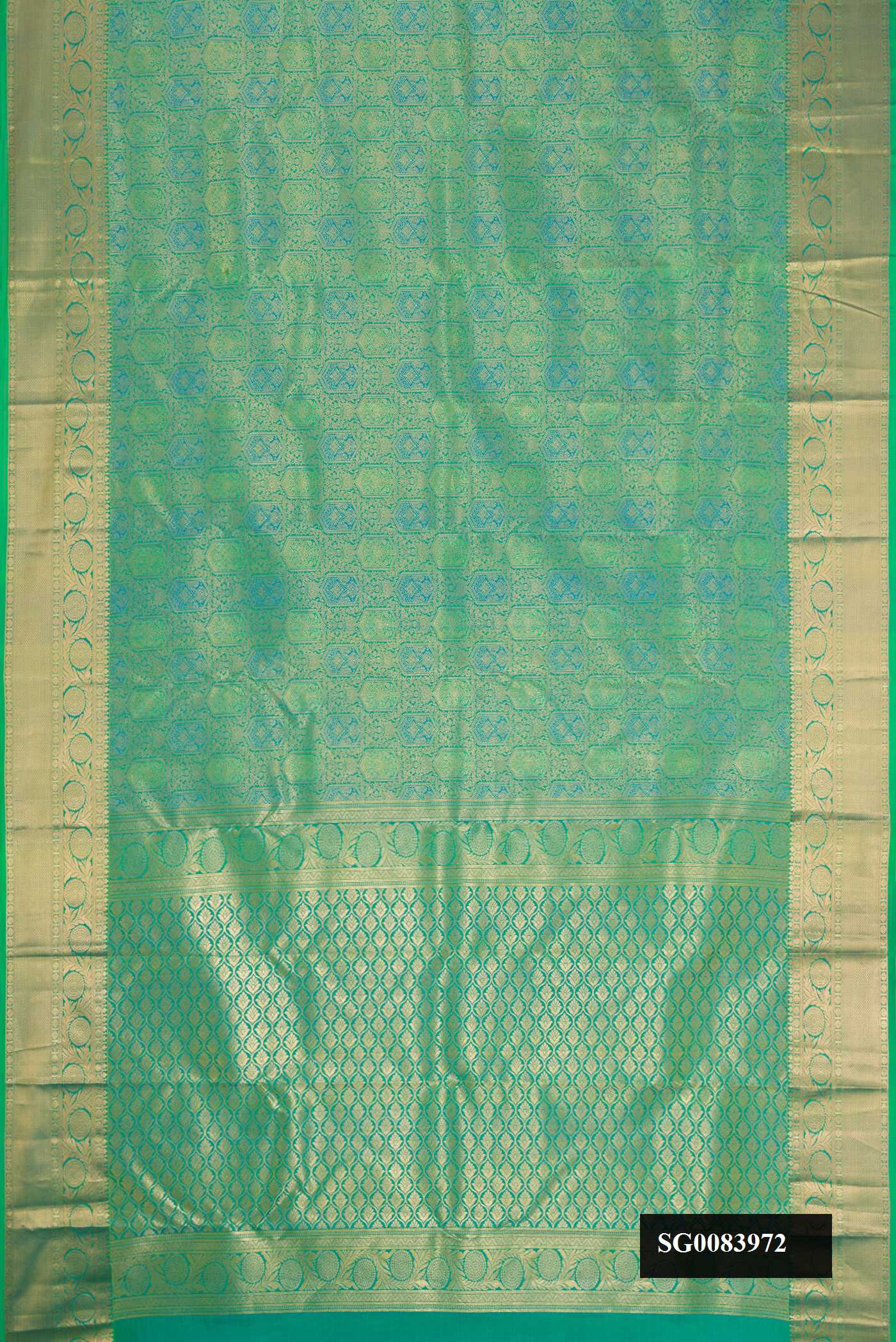 Green Dual Tone Kanchipuram Silk Saree
