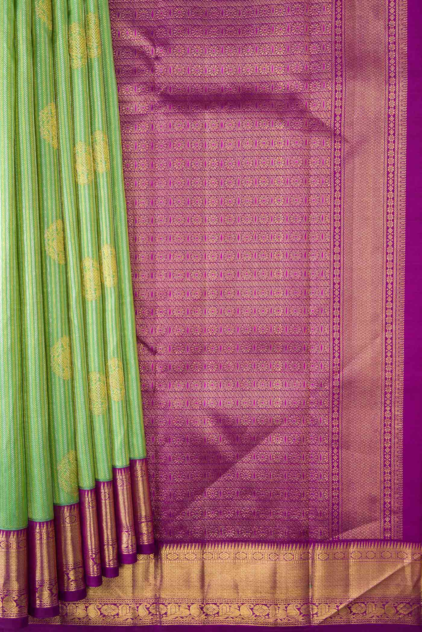 Green Dual Tone Kanchipuram Silk Saree - Image 4