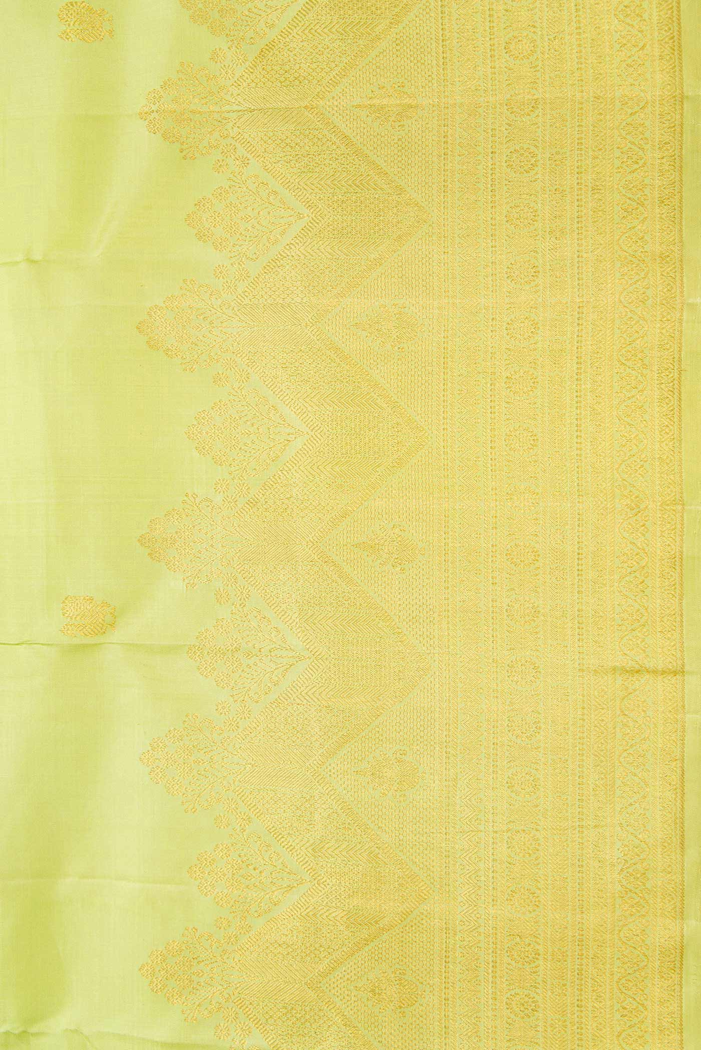 Green Dual Tone Kanjivaram Silk Saree - Image 3