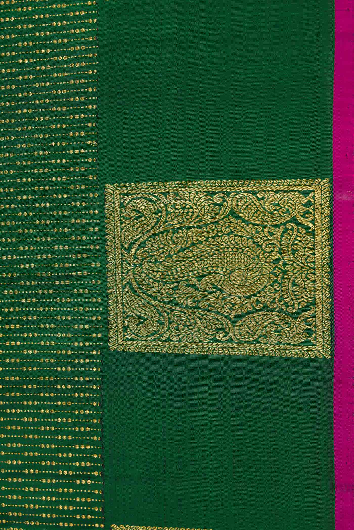 Green Dual Tone Kanjivaram Silk Saree - Image 3