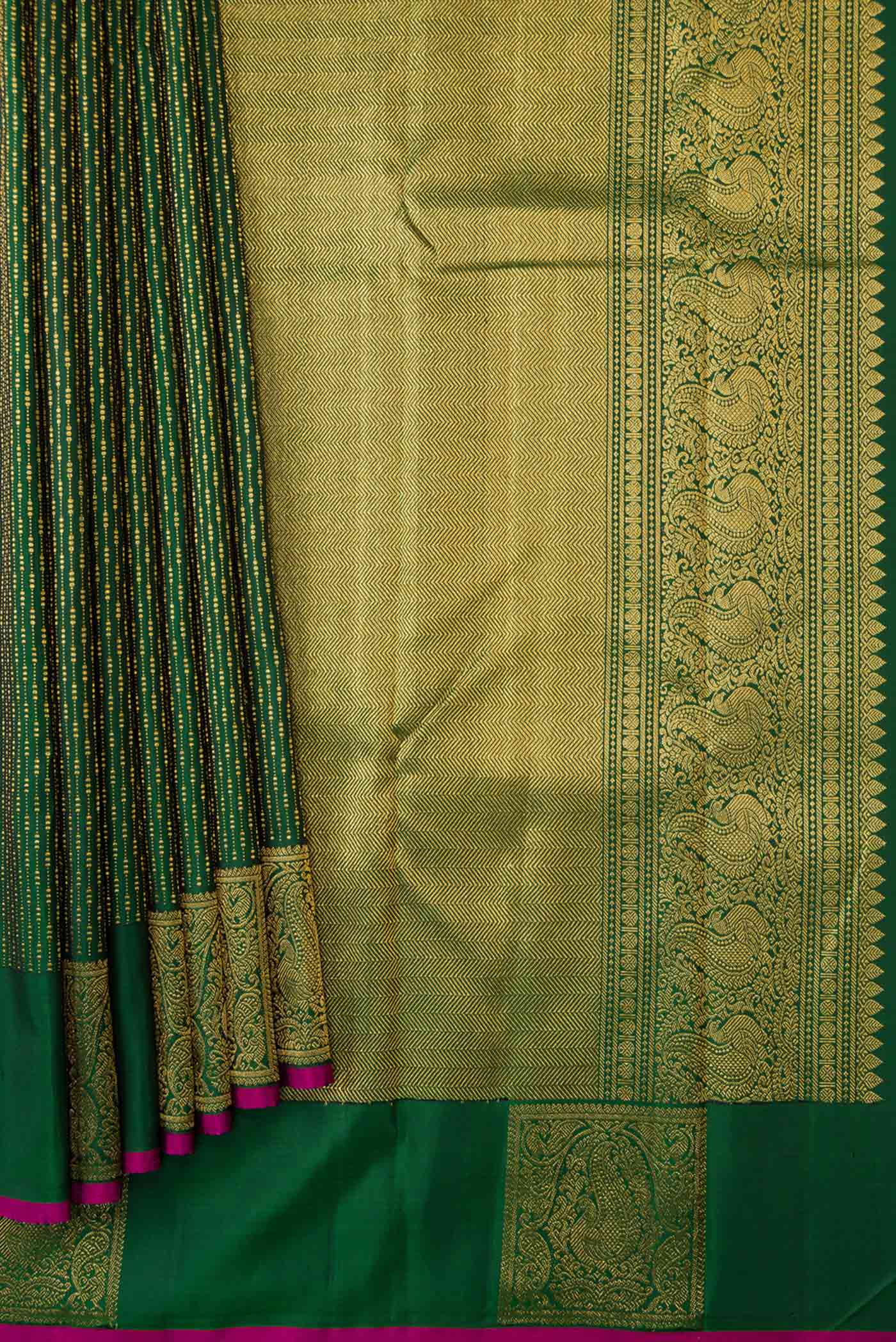 Green Dual Tone Kanjivaram Silk Saree - Image 4