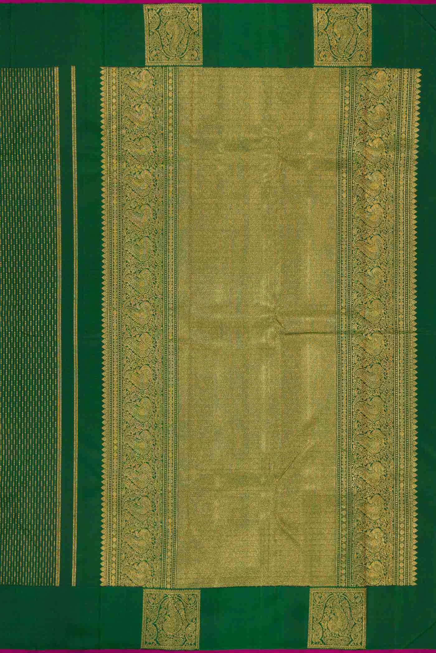 Green Dual Tone Kanjivaram Silk Saree - Image 7