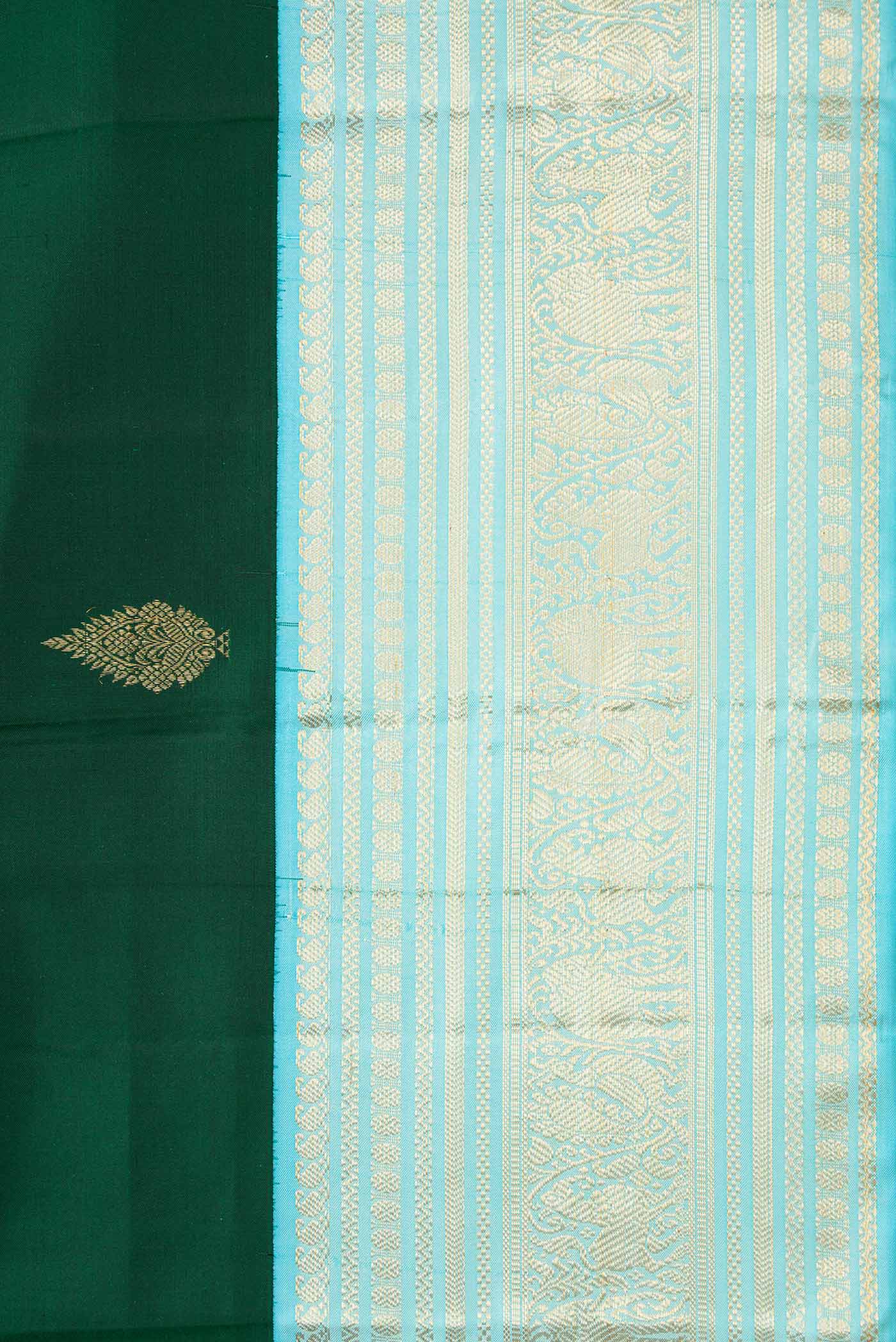 Green Dual Tone Kanchipuram Silk Saree - Image 3