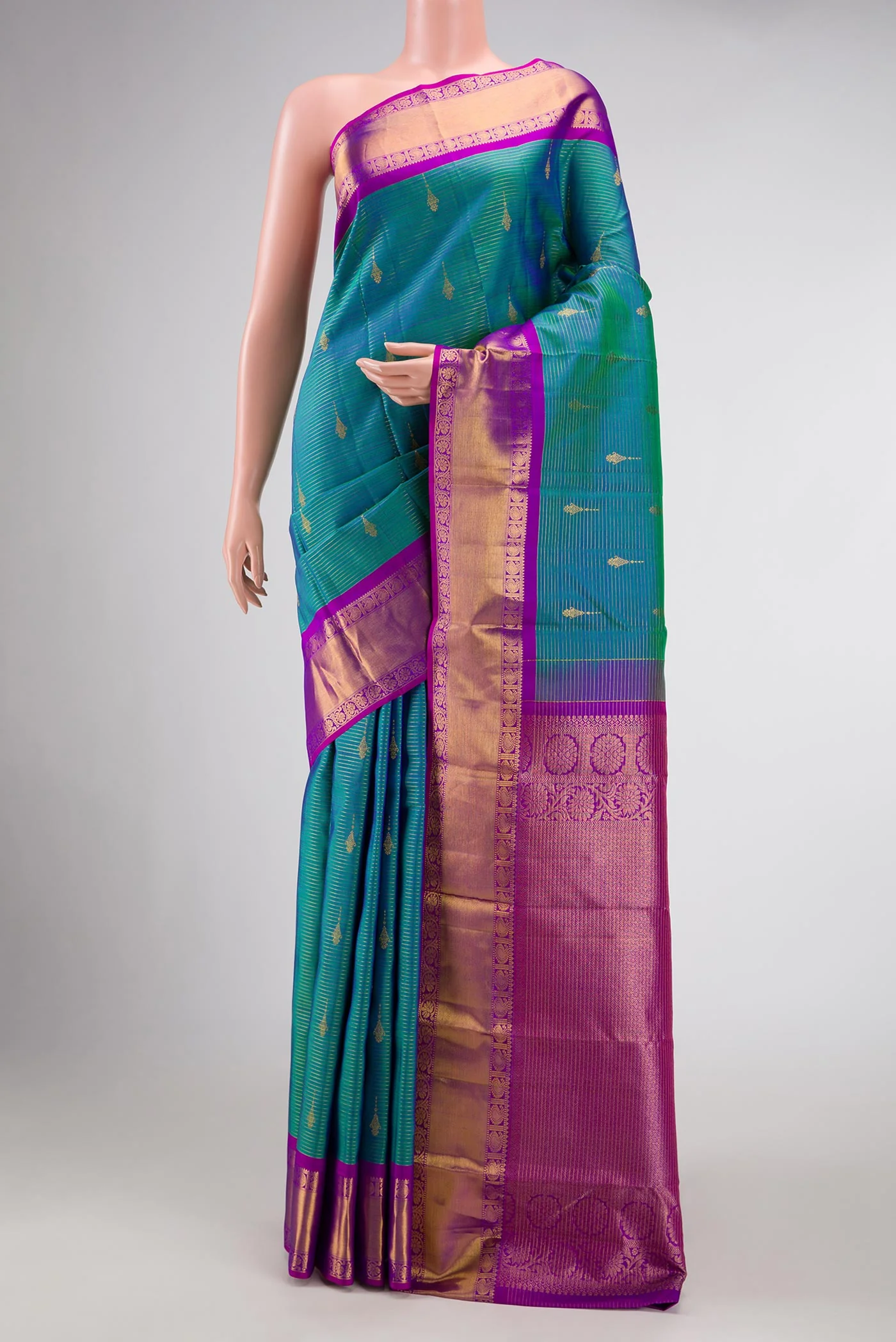 Green Dual Tone Kanjivaram Silk Saree